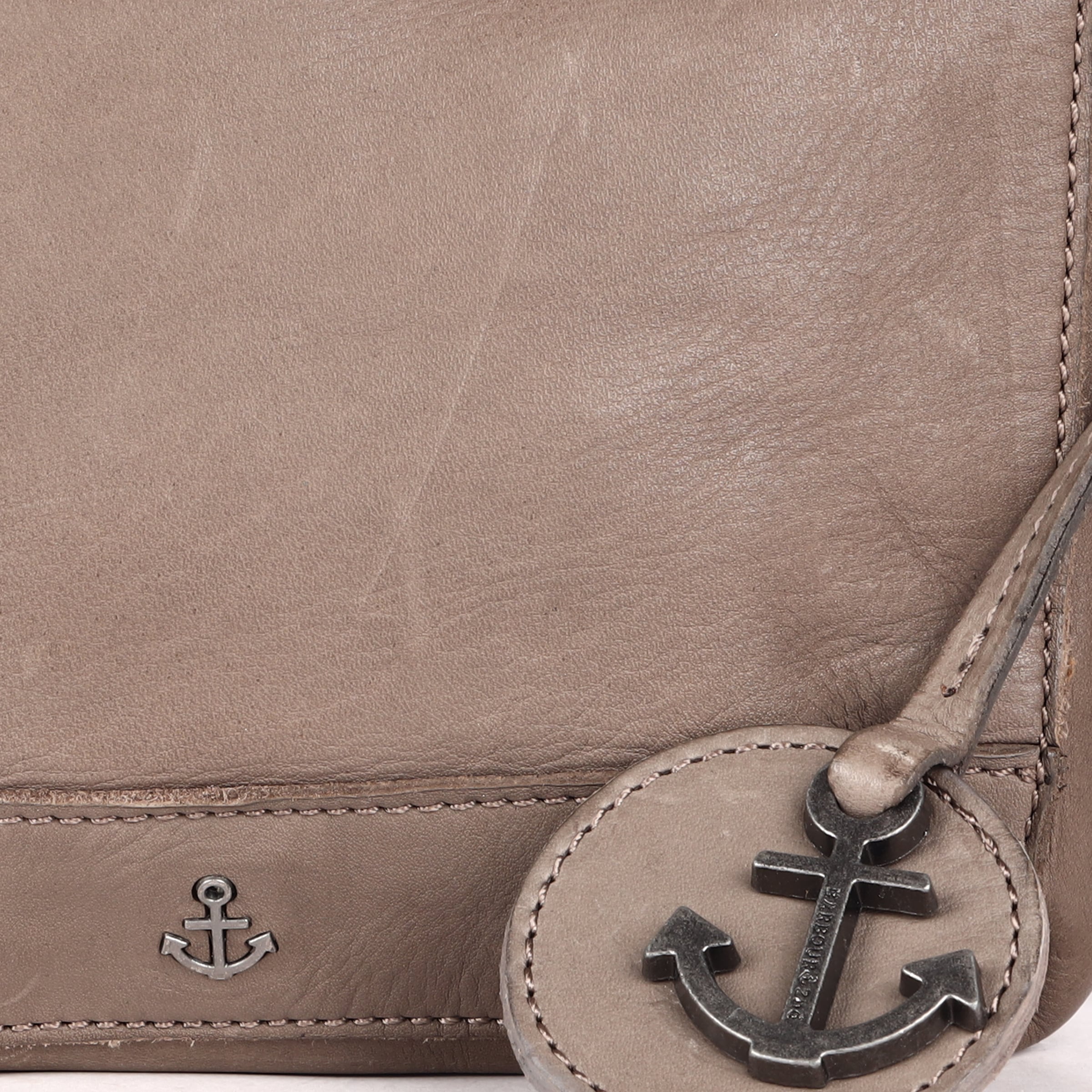 HARBOUR 2nd Umhängetasche »Tiani«, Schultertasche Handtasche Damen Tasche Damen mit Logoanhänger