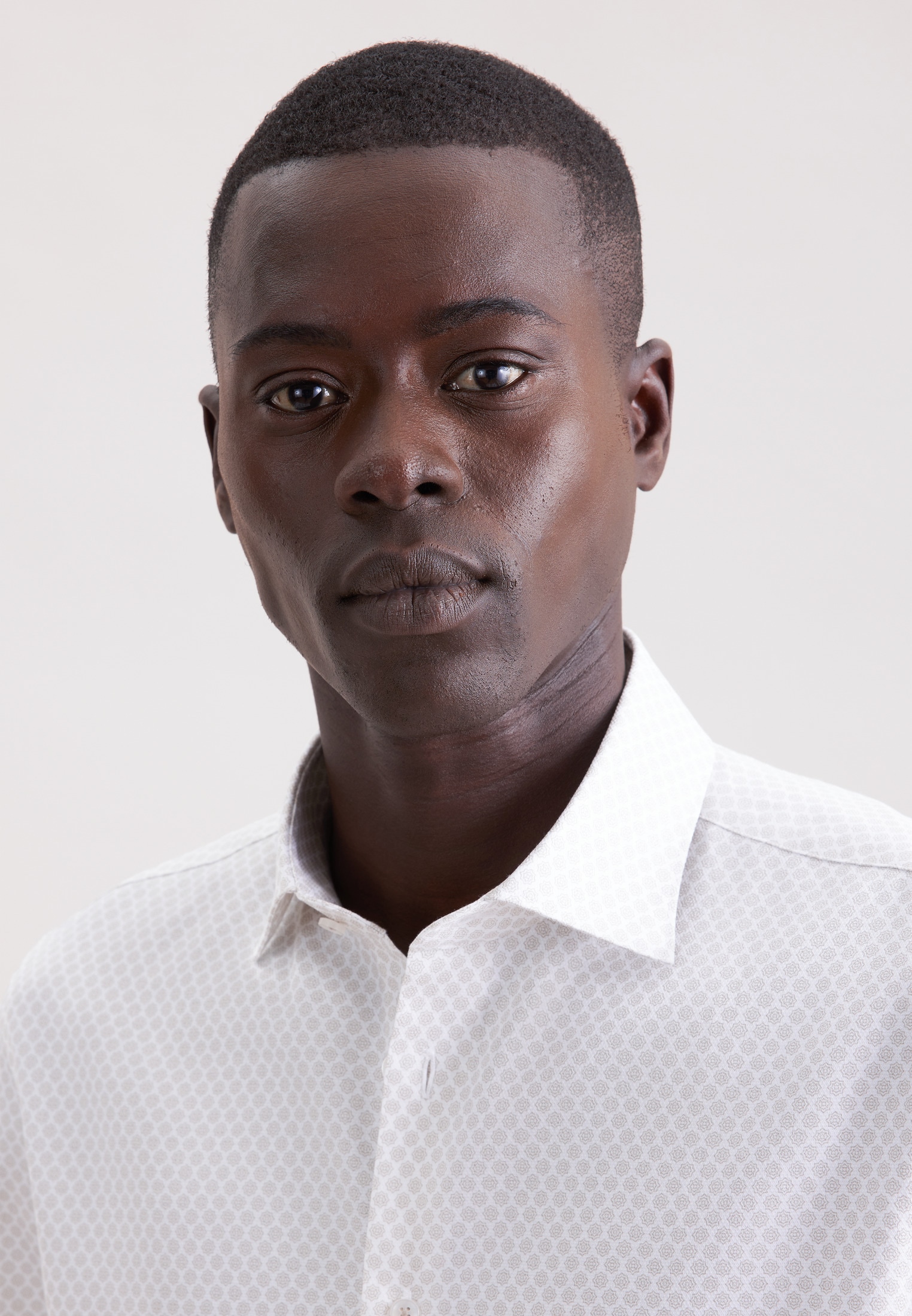 seidensticker Businesshemd »Schwarze Rose« Slim 1/1 Kentkragen Druck