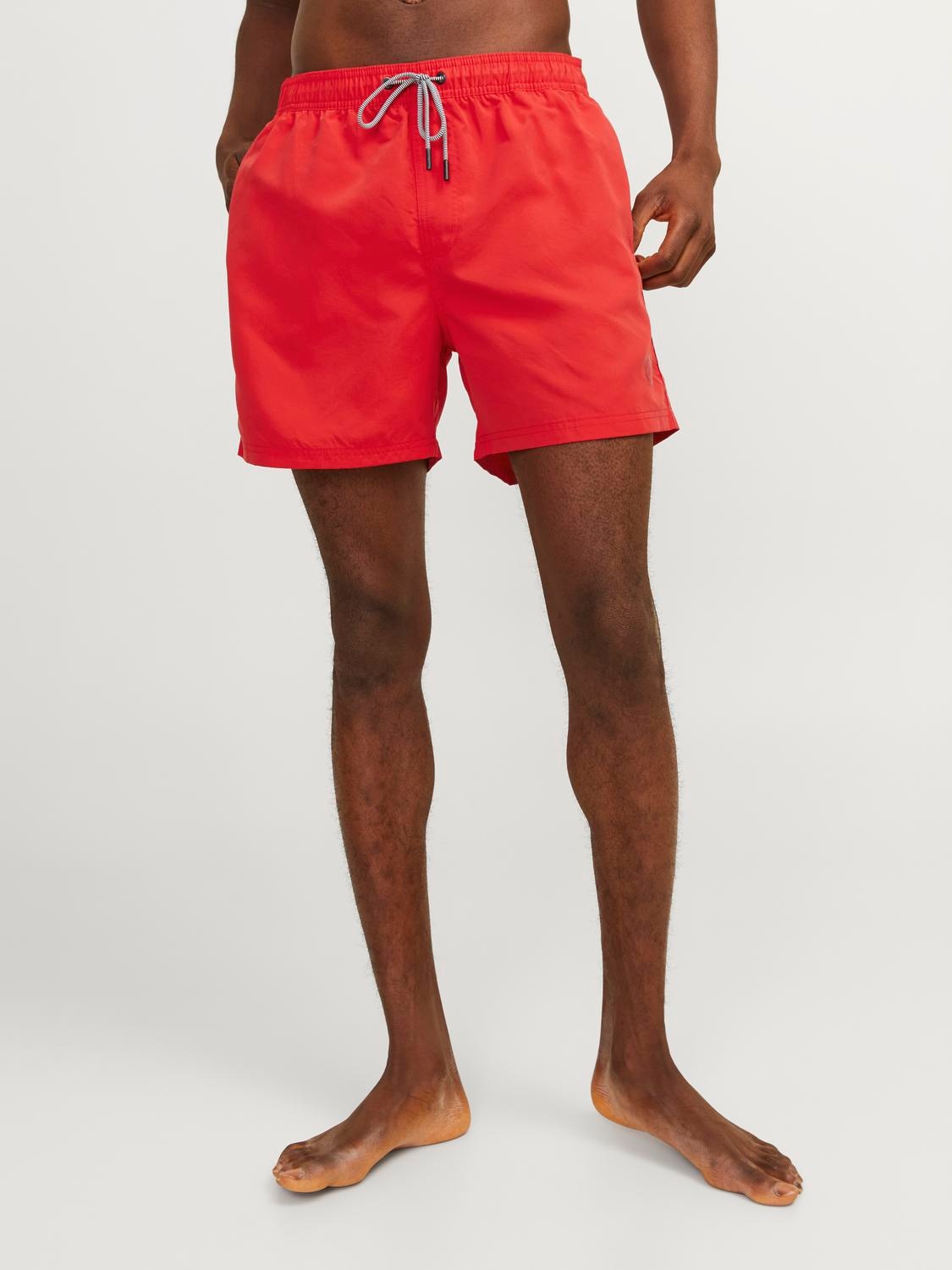 Badeshorts »JPSTFIJI JJSWIM SOLID SN LY«, schmal geschnittene Schwimm-Shorts für den...