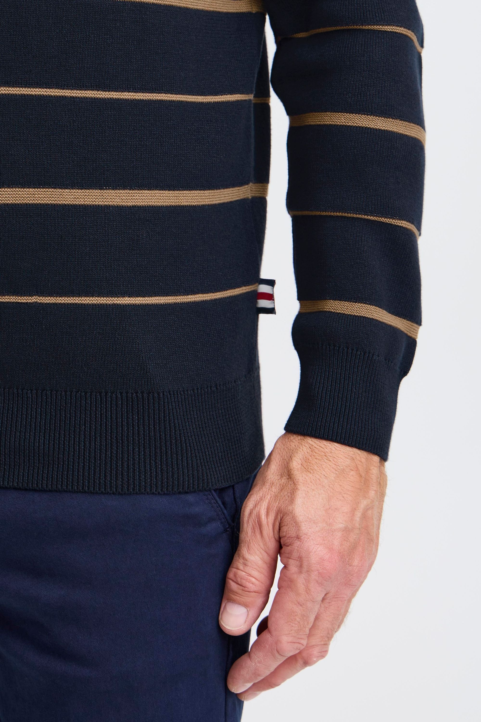 FQ1924 Strickfleece-Pullover »Strickpullover FQKYLE reversed strip crewneck neck«