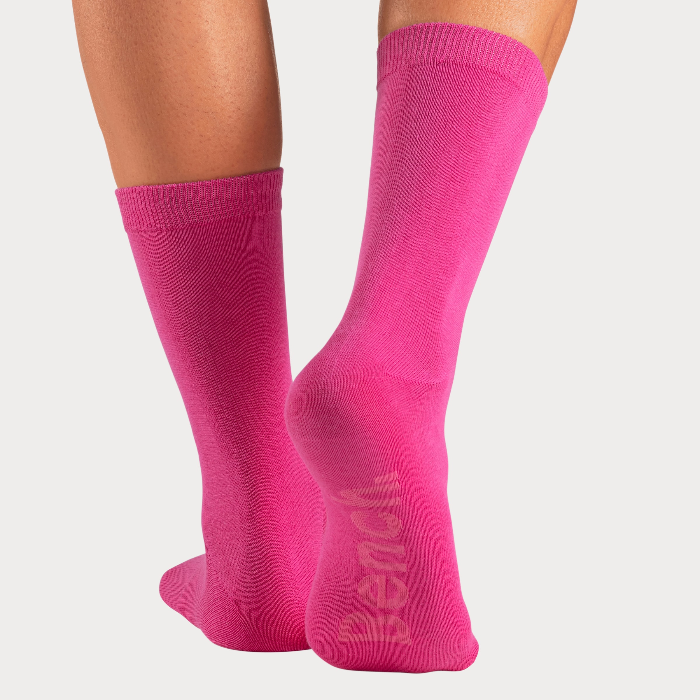 Bench. Socken, (Dose, 4 Paar), mit farbigen Innenbündchen, sortiert in edler Geschenkdose