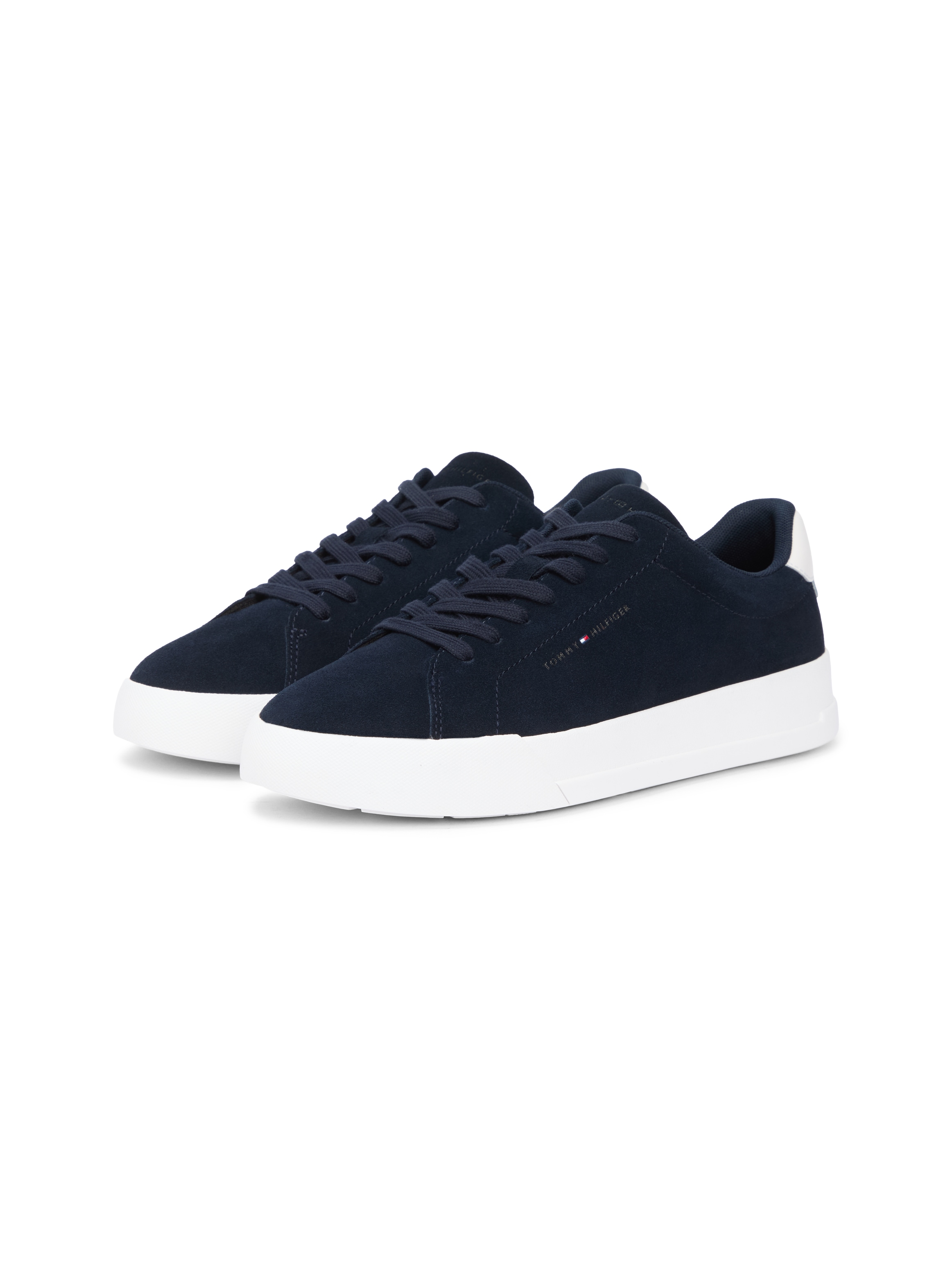 Tommy Hilfiger Sneaker »TH COURT CORE SUEDE«  Freizeitschuh, Halbschuh, Schnürschuh mit seitlicher Logoprägung