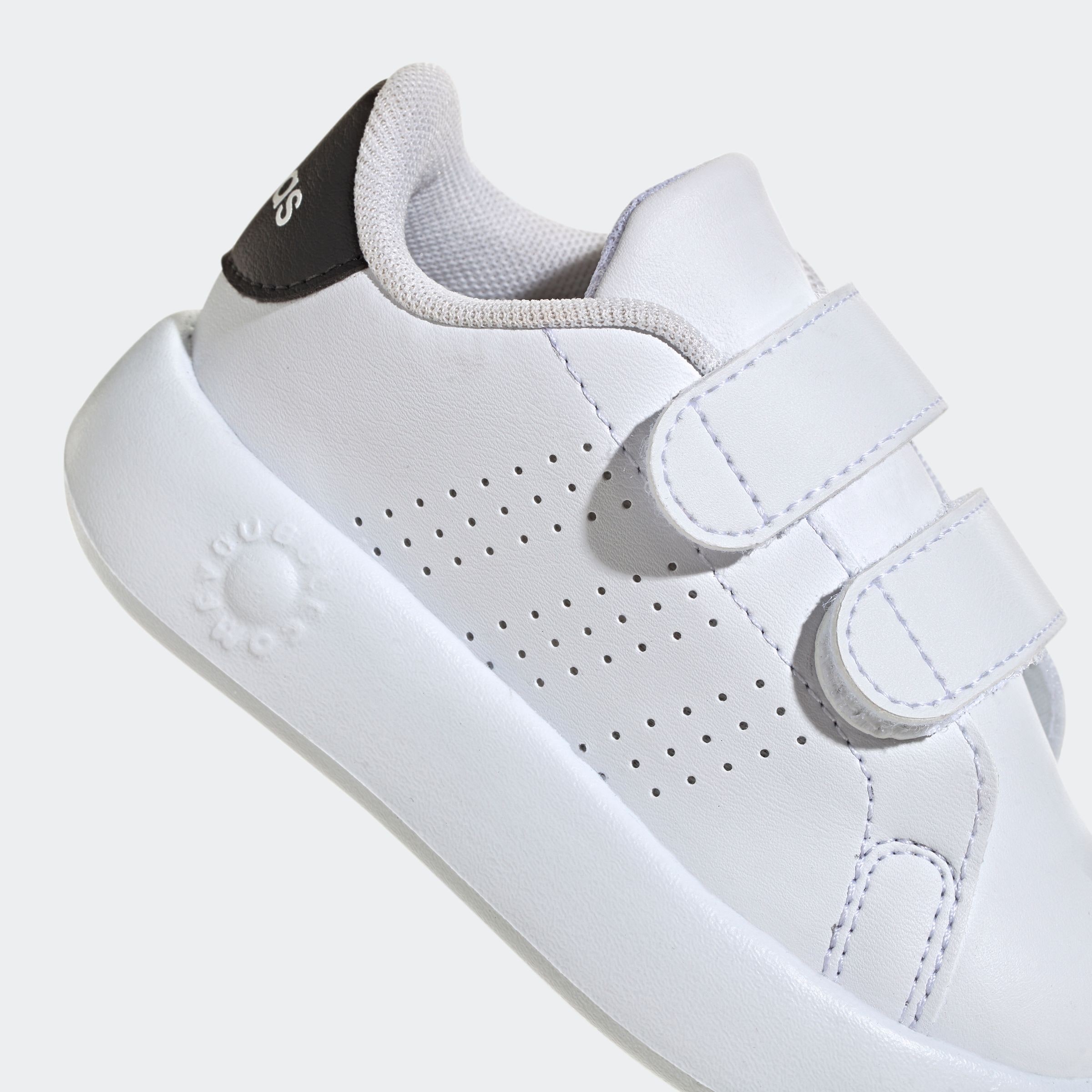 adidas Sportswear Klettschuh »ADVANTAGE KIDS«, Design auf den Spuren des adidas Stan Smith, für Kinder