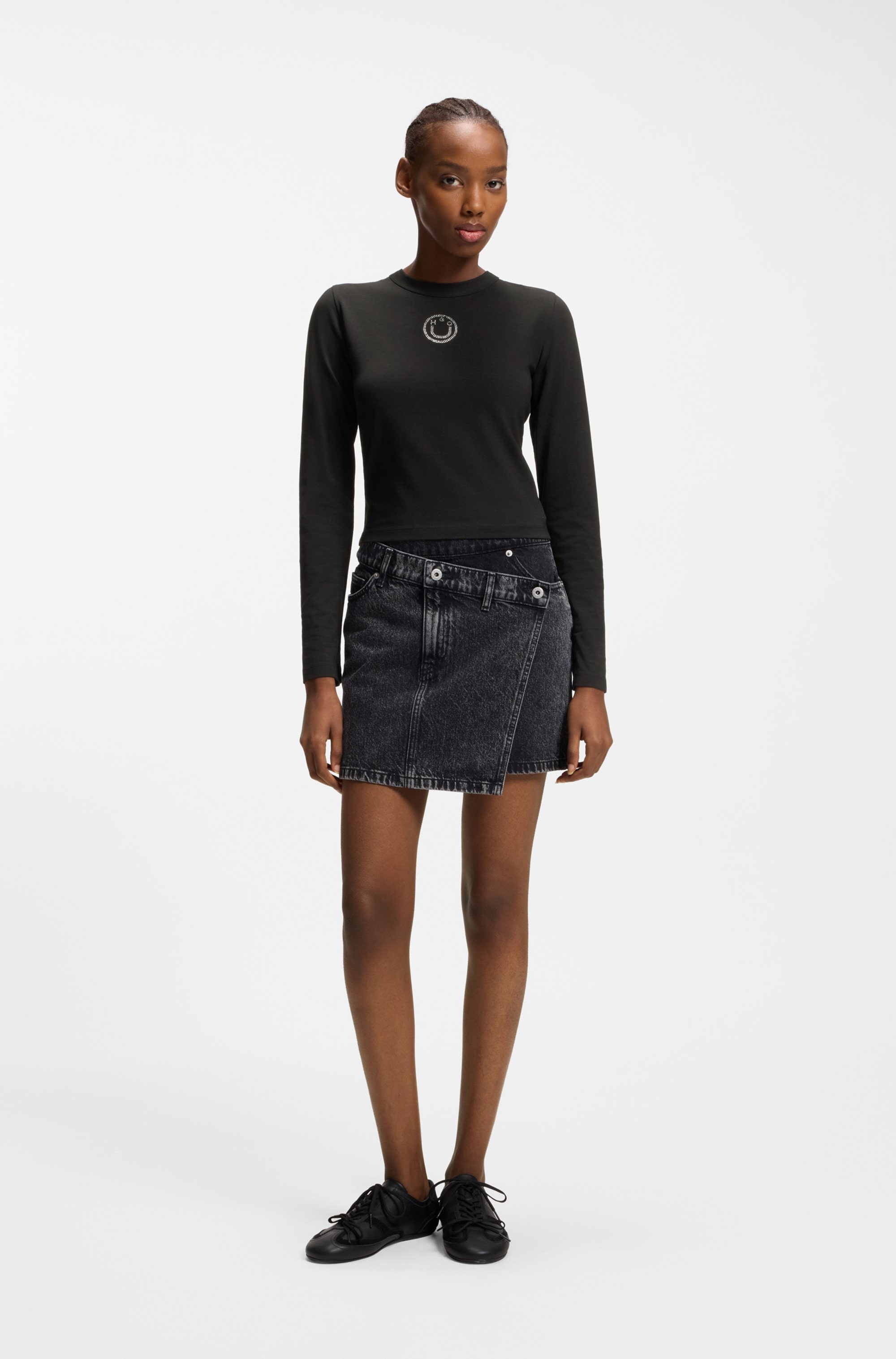 HUGO Blue Langarmshirt »Daliriee« cropped, Rundhals, mit Strassbesatz