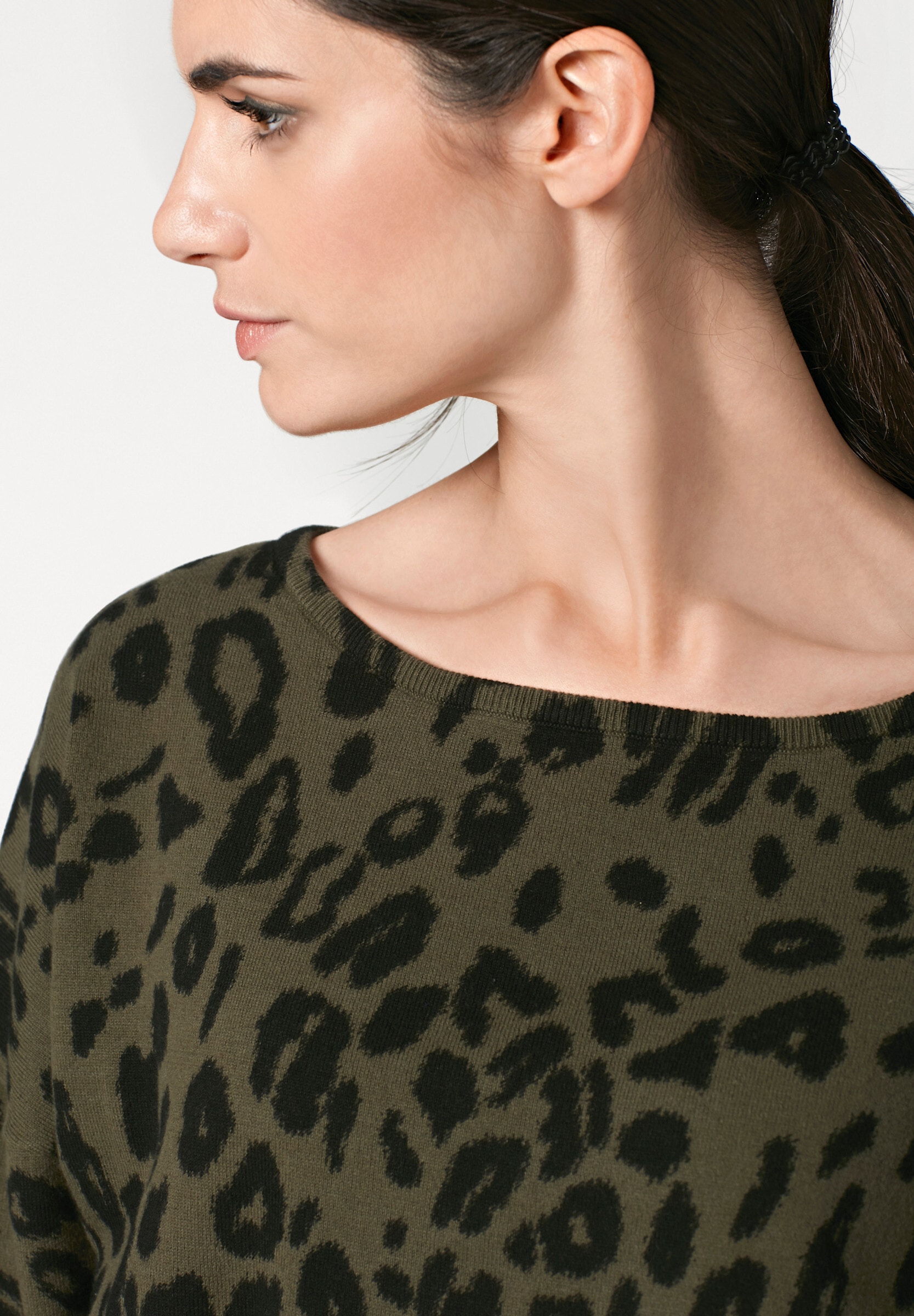 heine Longpullover »Druck-Pullover Rundhalspullover mit Leo-Print«