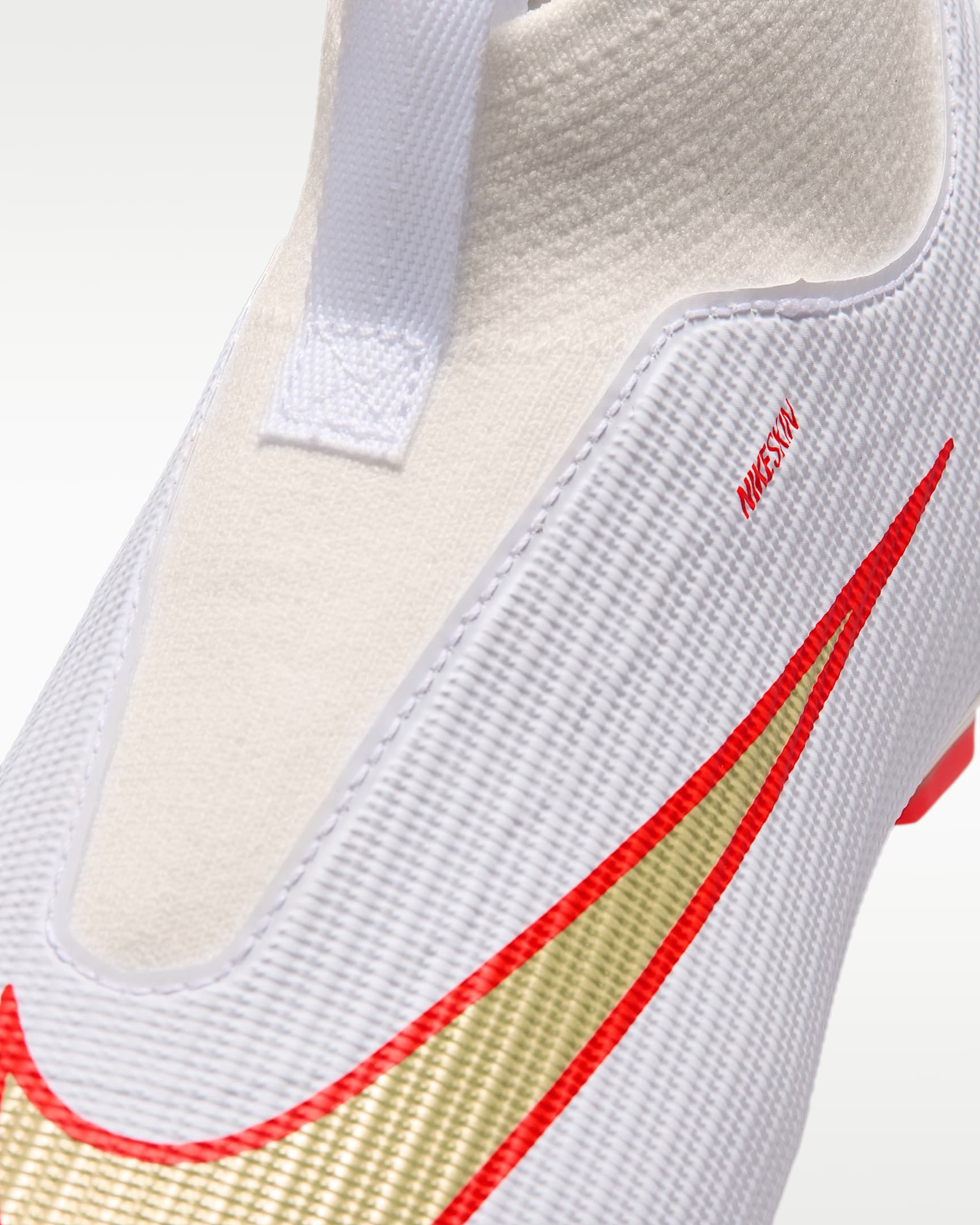 Nike Fußballschuh »Jr. Mercurial Superfly 11 Academy«  Außensohle für Rasen und Kunstrasen, speziell für feste Böden
