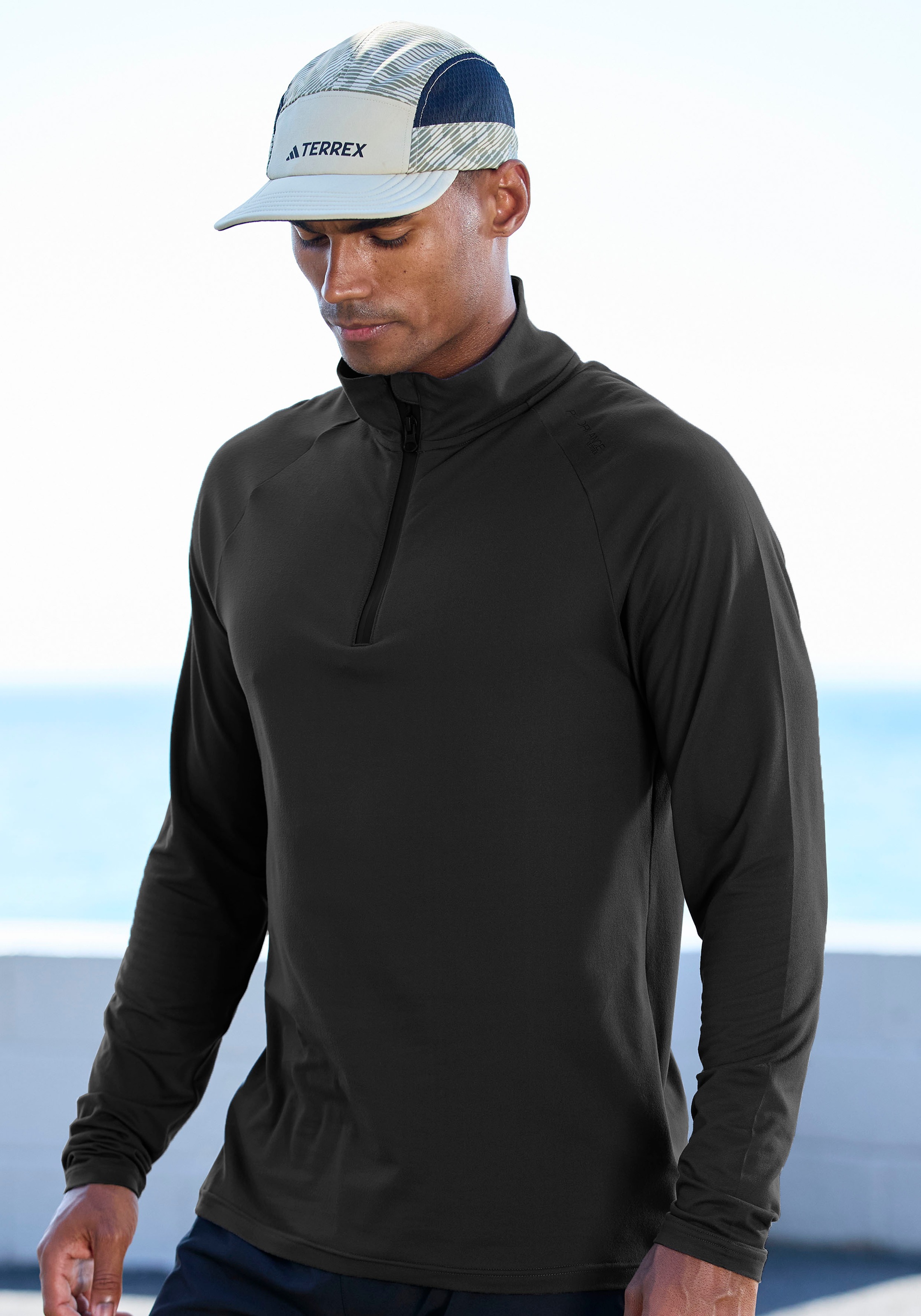 Le Jogger Performance Funktionsshirt mit Stehkragen und Reißverschluss
