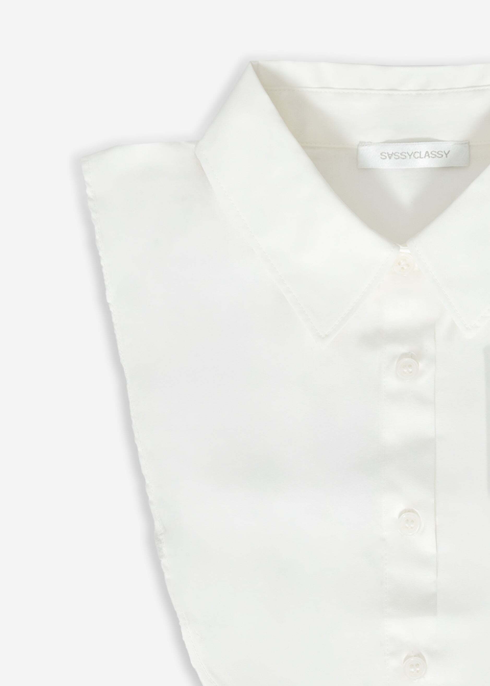 SASSYCLASSY Businesshemd »Bluseneinsatz« Rutschfester Bluseneinsatz mit Schlaufen zum Layern Weiß Blau