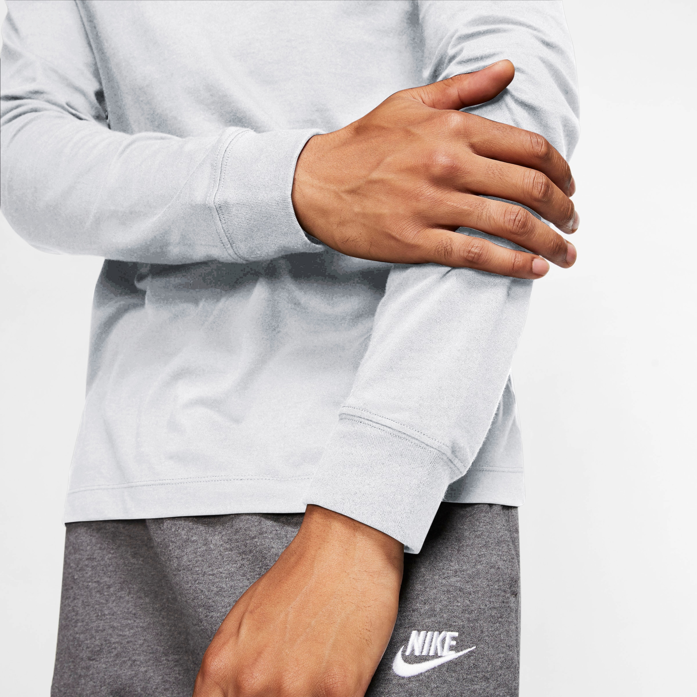 Nike Sportswear Langarmshirt »MEN'S LONG-SLEEVE T-SHIRT«