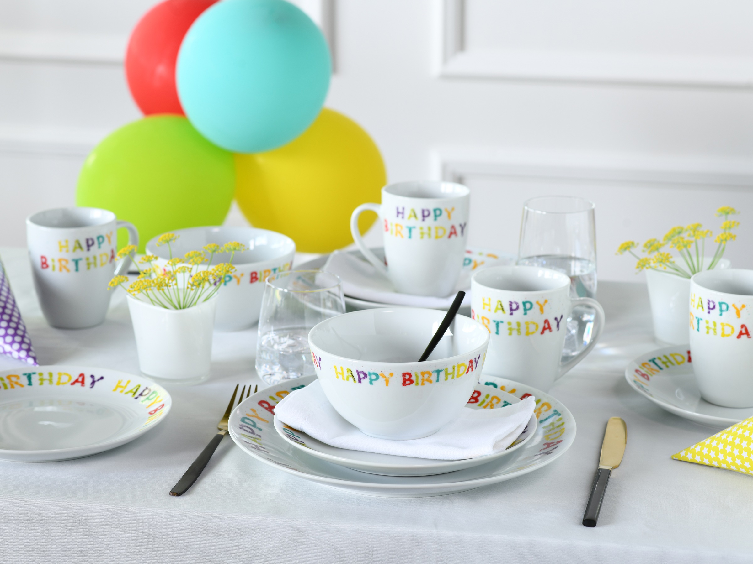 CreaTable Kombiservice »Happy Birthday, Kombi-Service 16-tlg.« Fröhliches buntes Geschirr, Für alle Geburtstagsfeierlichkeiten