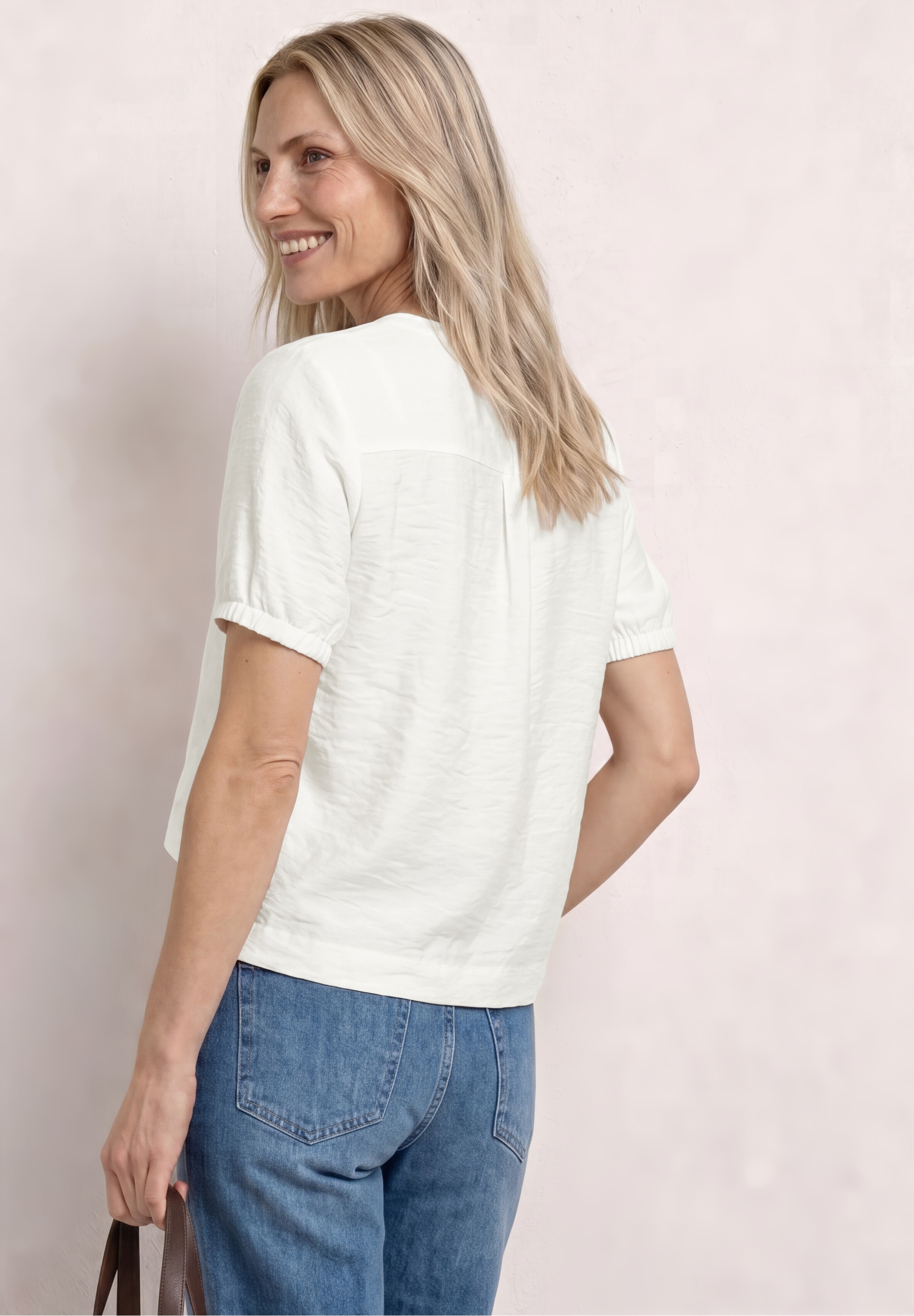 STREET ONE Kurzarmbluse Sommerbluse mit Split Neck und Knöpfen