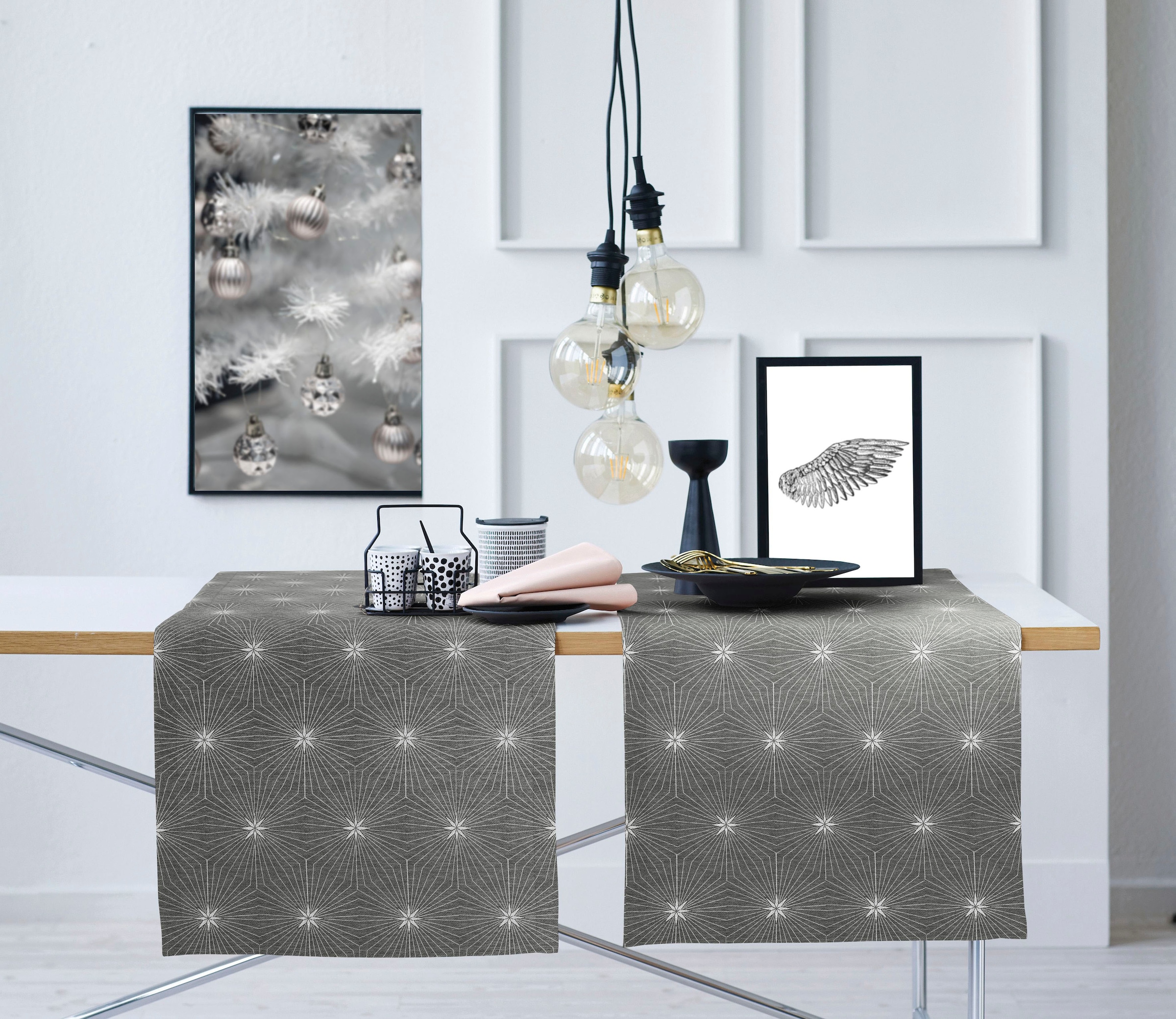 APELT Tischläufer »4710 CHRISTMAS GLAM, Weihnachtsdeko, Weihnachten«, (1 St.), Lurex-Jacquardgewebe