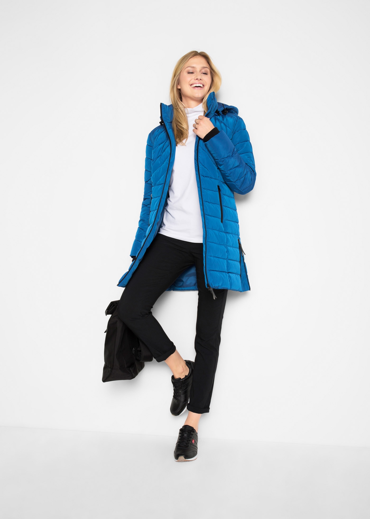 bonprix »Winterjacke« mit Kapuze mit wattierter Füllung, mit abnehmbarer Kapuze, pflegeleicht