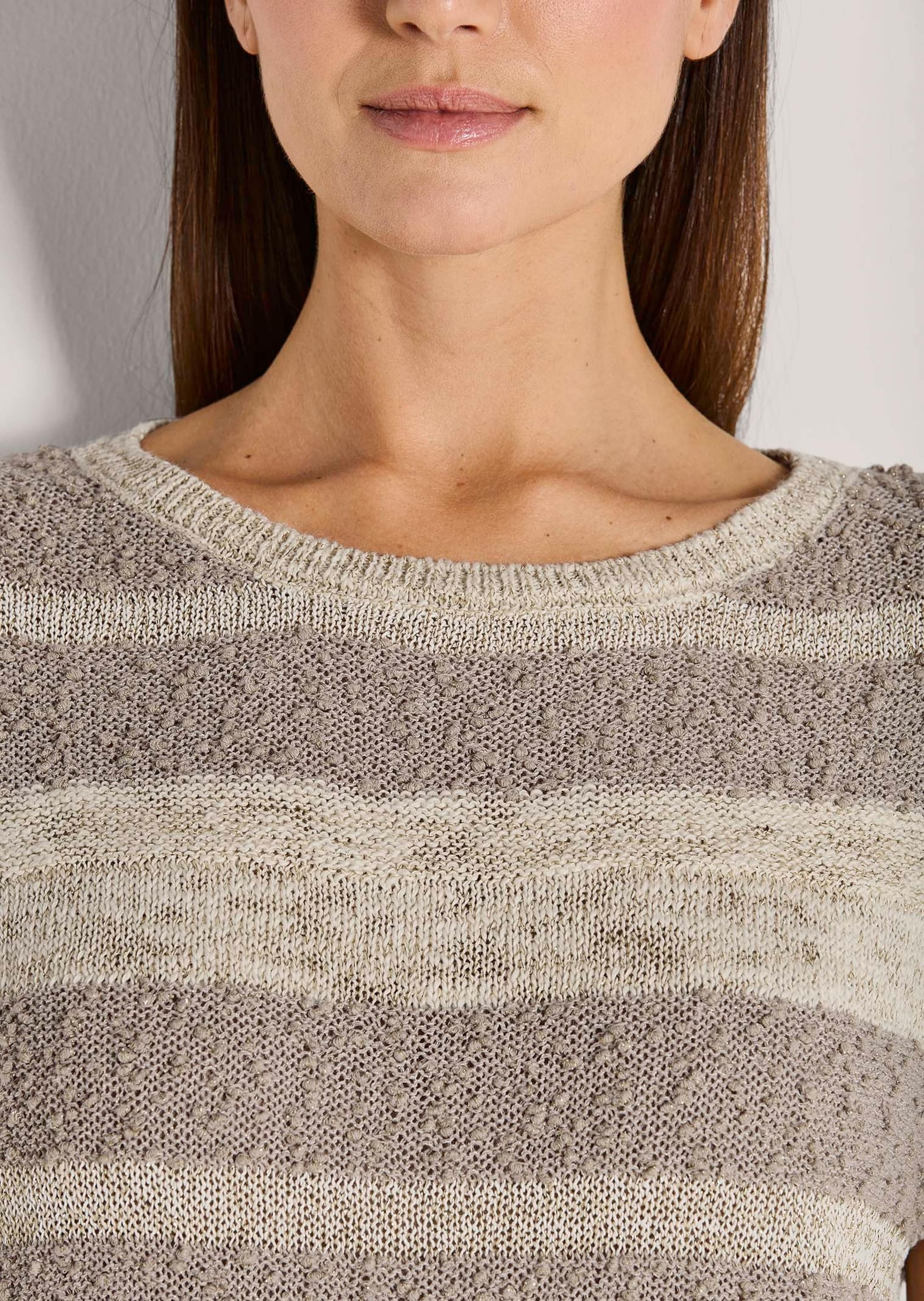 MADELEINE Longpullover »Pullover Kurzarm-Pullover mit Glanz-Effekt«