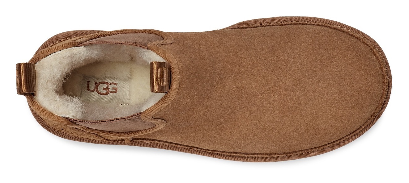UGG Chelseaboots »NEUMEL PLATFORM CHELSEA«, Plateaustiefel, Winterstiefel mit praktischen Anziehlaschen