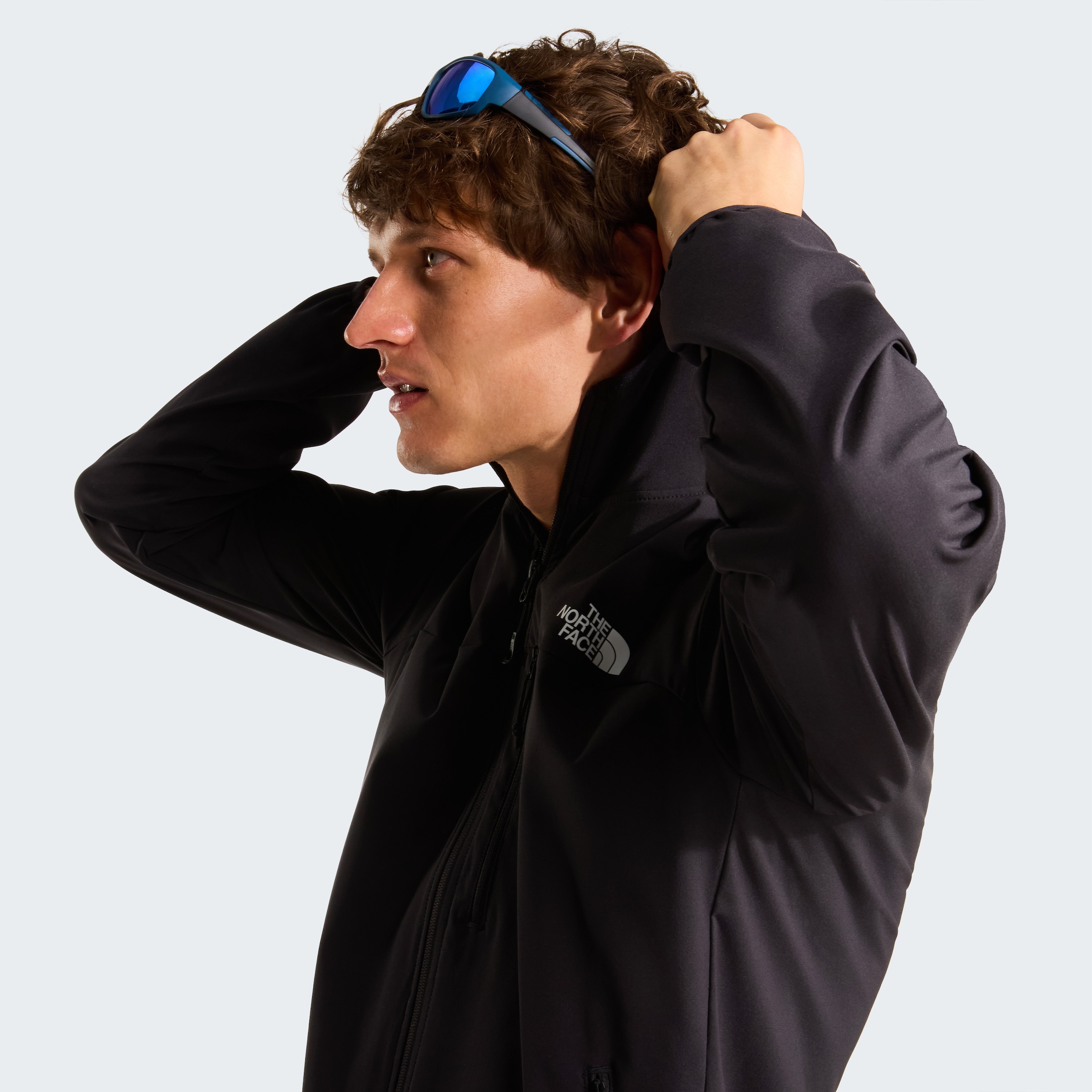 The North Face Softshelljacke »M NIMBLE HOODIE 2« sportlicher Stil, atmungsaktives Material, hochelastisch