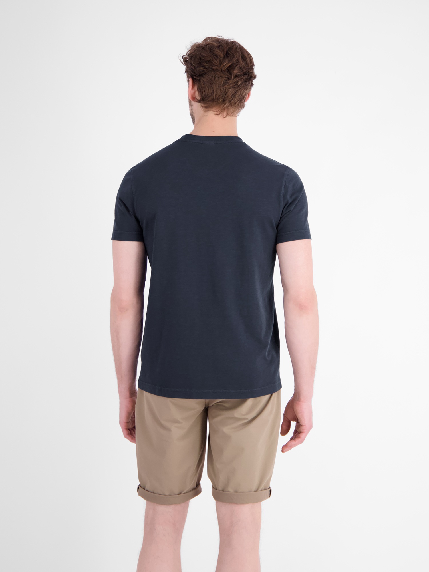 LERROS V-Shirt »T-Shirt mit sportlichem V-Ausschnitt aus reiner Baumwolle«