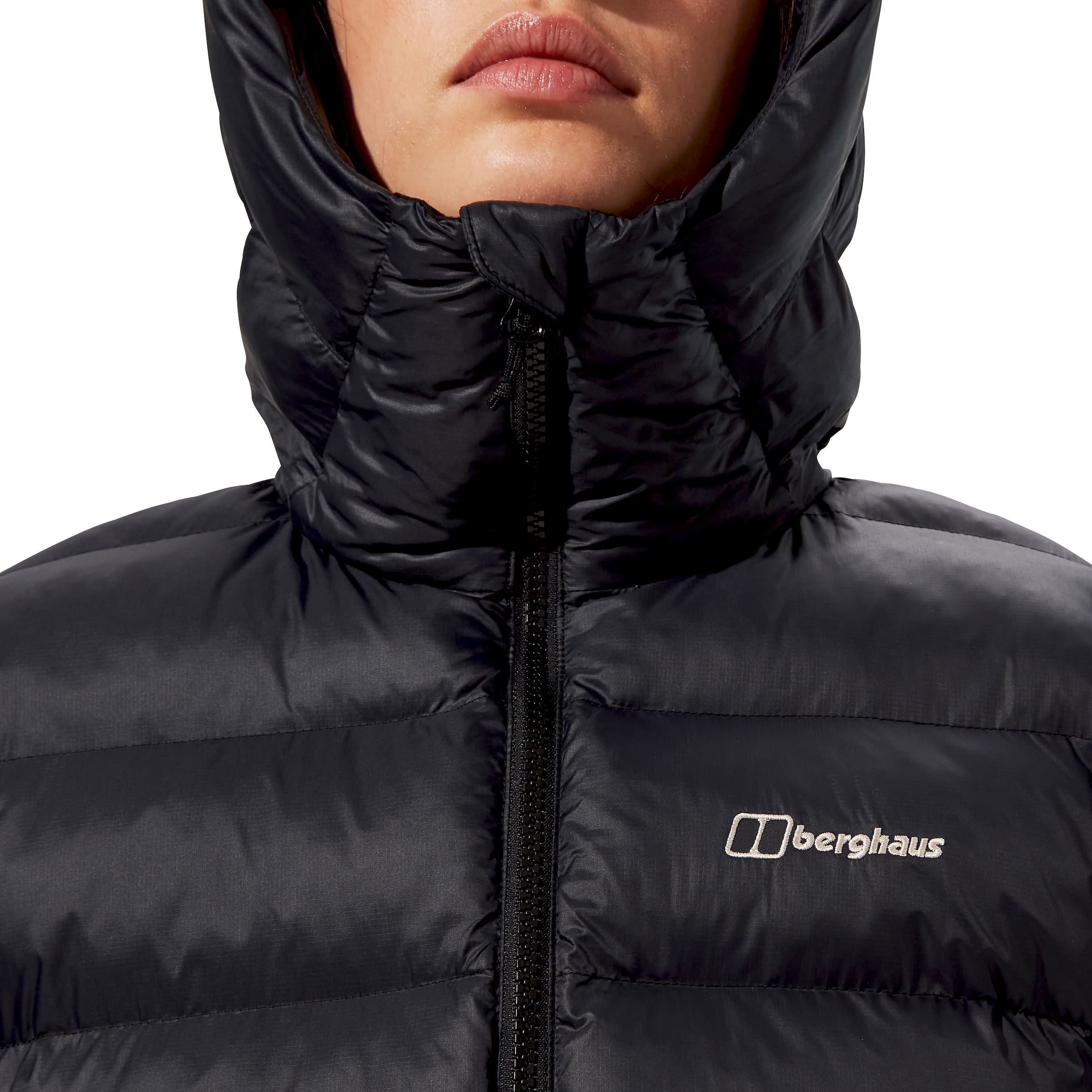 Berghaus Steppjacke »EWDEN JACKET« mit Kapuze mit Kapuze, wasserabweisend, windabweisend, hüftlange Schnittform