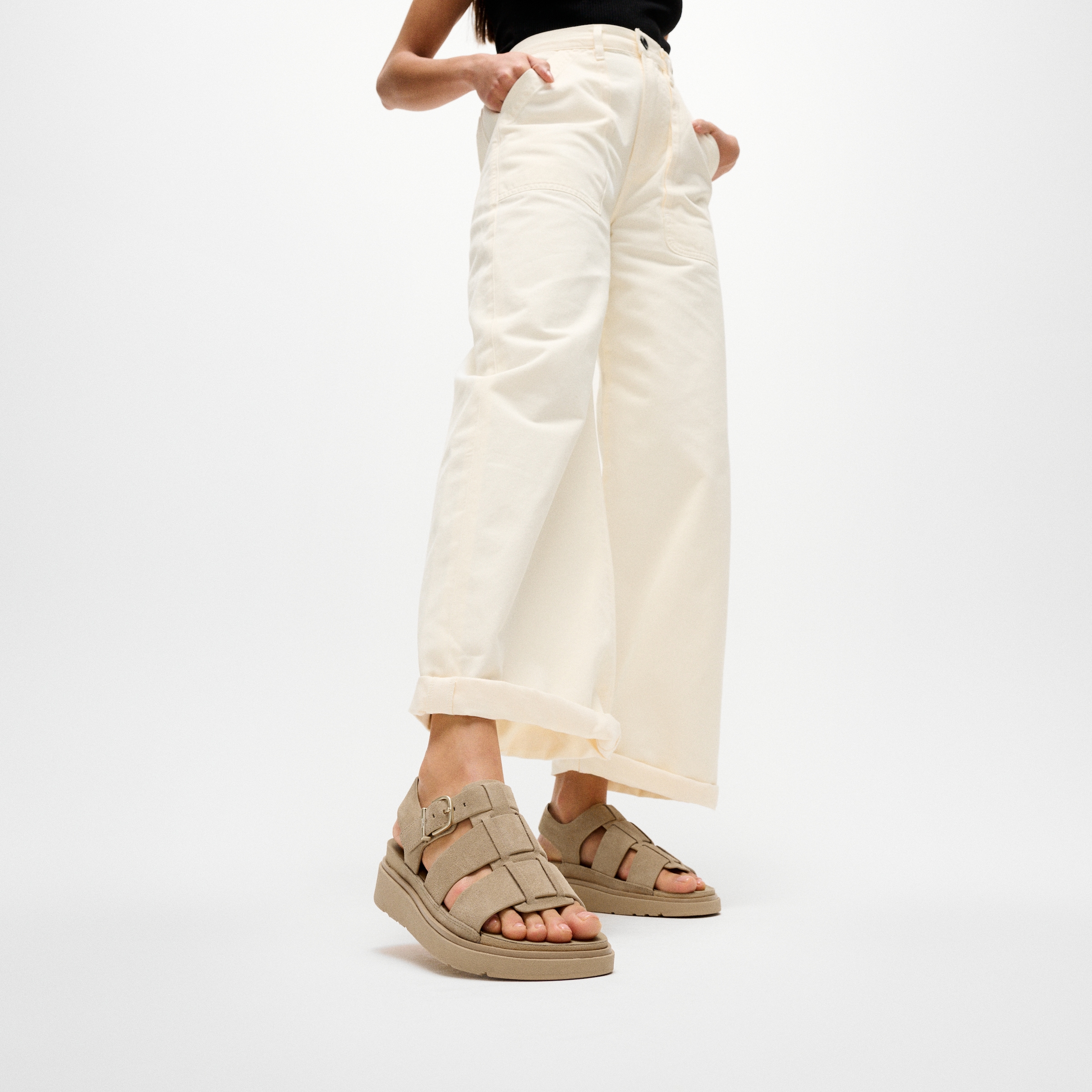 Fitflop Riemchensandale »GEN-FF SUEDE FISHERMAN SANDALS«  Sommerschuh, Sandalette mit verstellbarem Riemchen