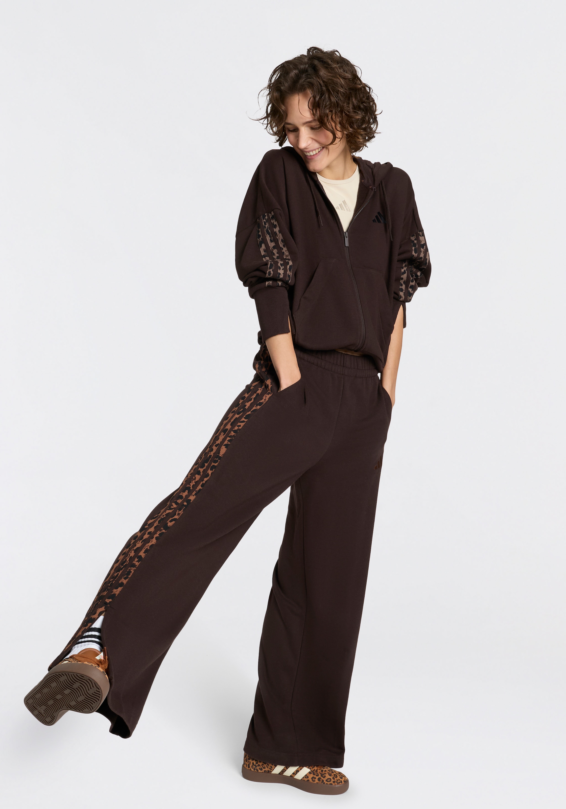 adidas Sportswear Sporthose »SEASONAL ESSENTIALS, ANIMALPRINT«