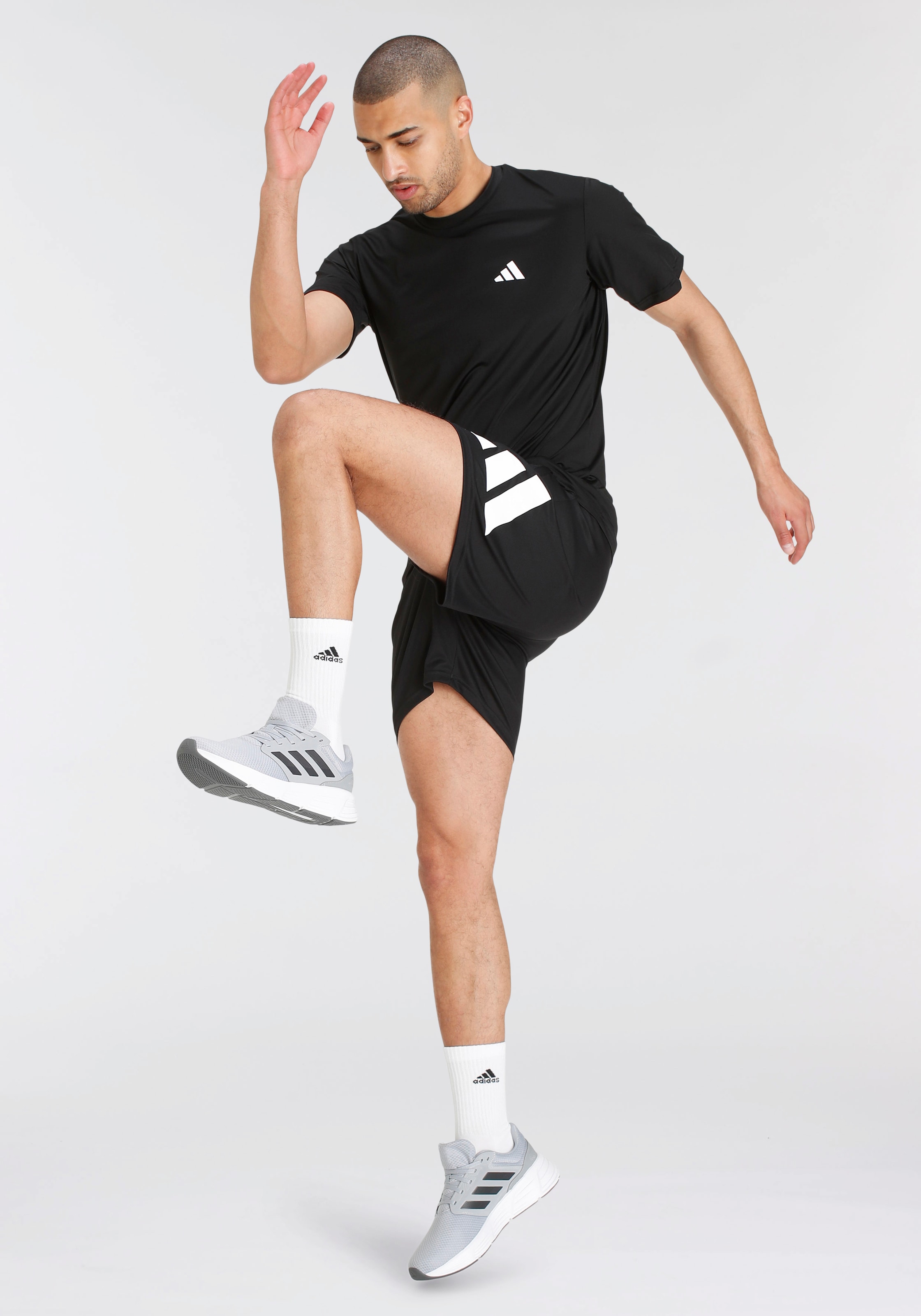 Performance ESSENTIALS TRAINING«, OTTO adidas bei (1 online tlg.) kaufen LOGO Shorts »TRAIN