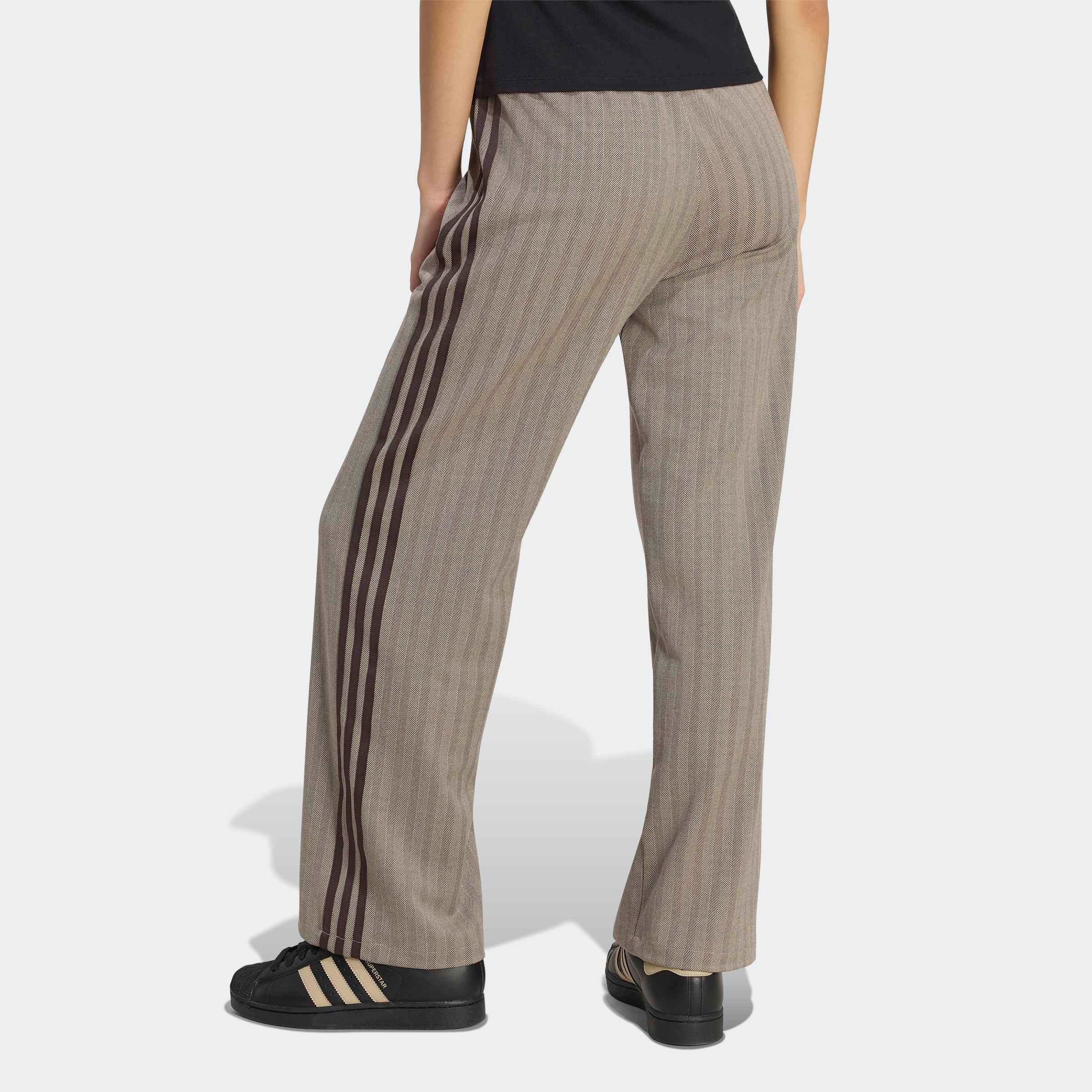 adidas Originals Sporthose »CLASSIC TP«  lange Hose, normal-weite Passform