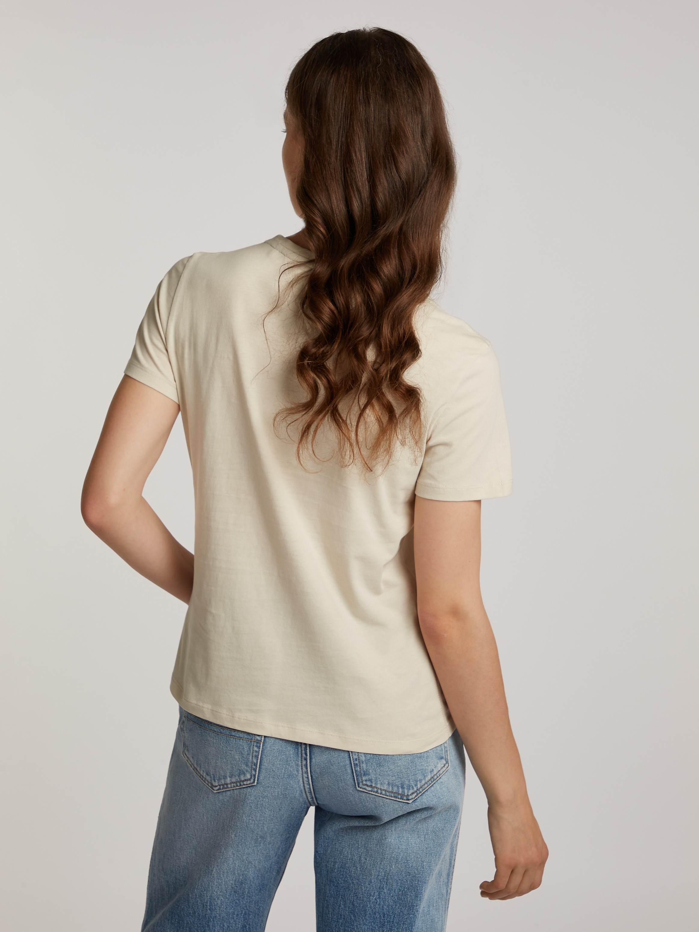 Tommy Jeans Rundhalsshirt »TJW 2PACK SOFT JERSEY TEE«, (2 tlg., 2er-Pack), mit Tommy Jeans Logo-Flag-Stickerei