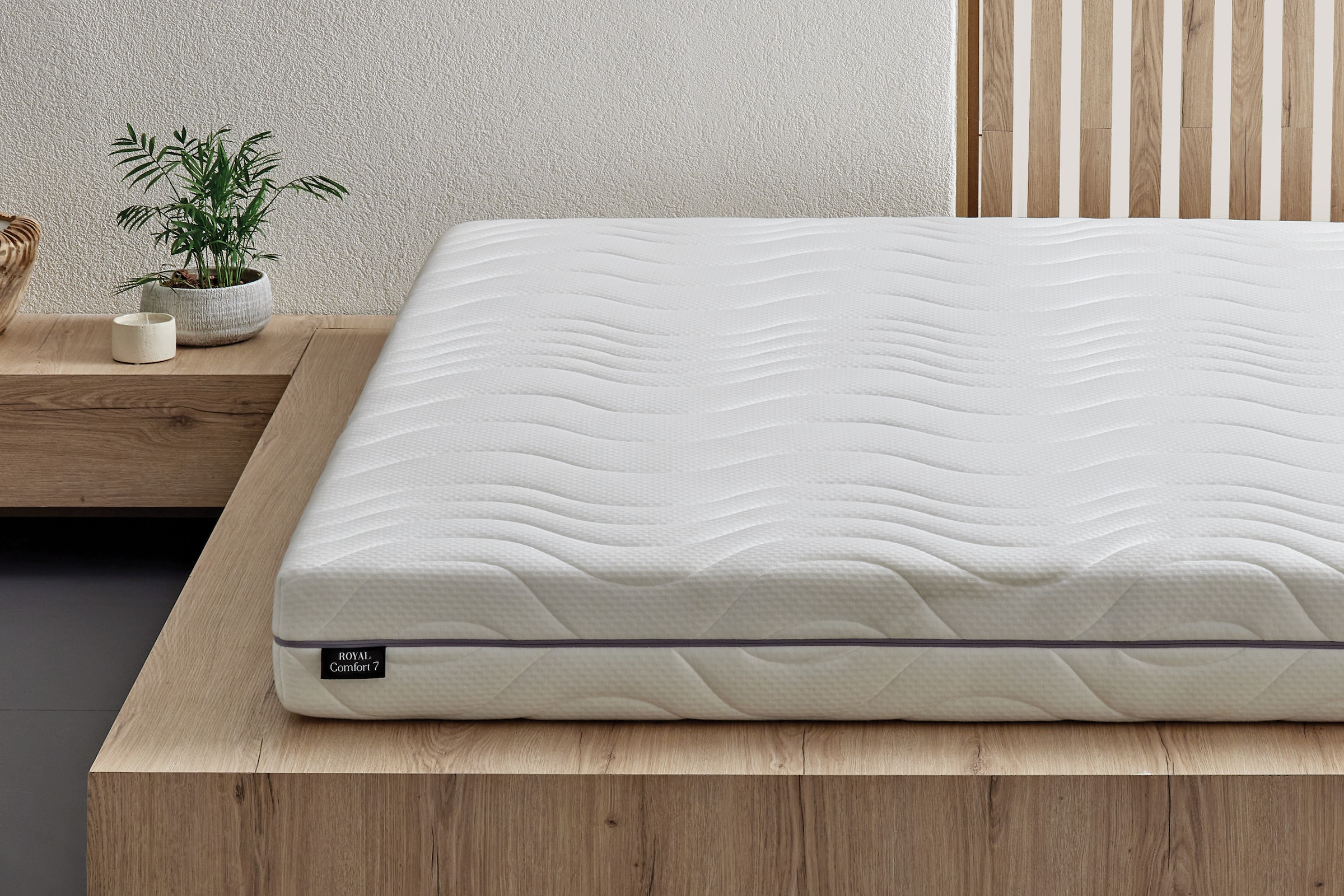 Yatas Bedding Komfortschaummatratze »Royal Comfort 7 Slim, Matratze 90x200, 140x200 cm & weitere Größen«, 18 cm hoch, Raumgewicht: 28 kg/m³, (1 St., 1-tlg.), 7-Zonen, H3, wendbar ergonomisch, atmungsaktiv