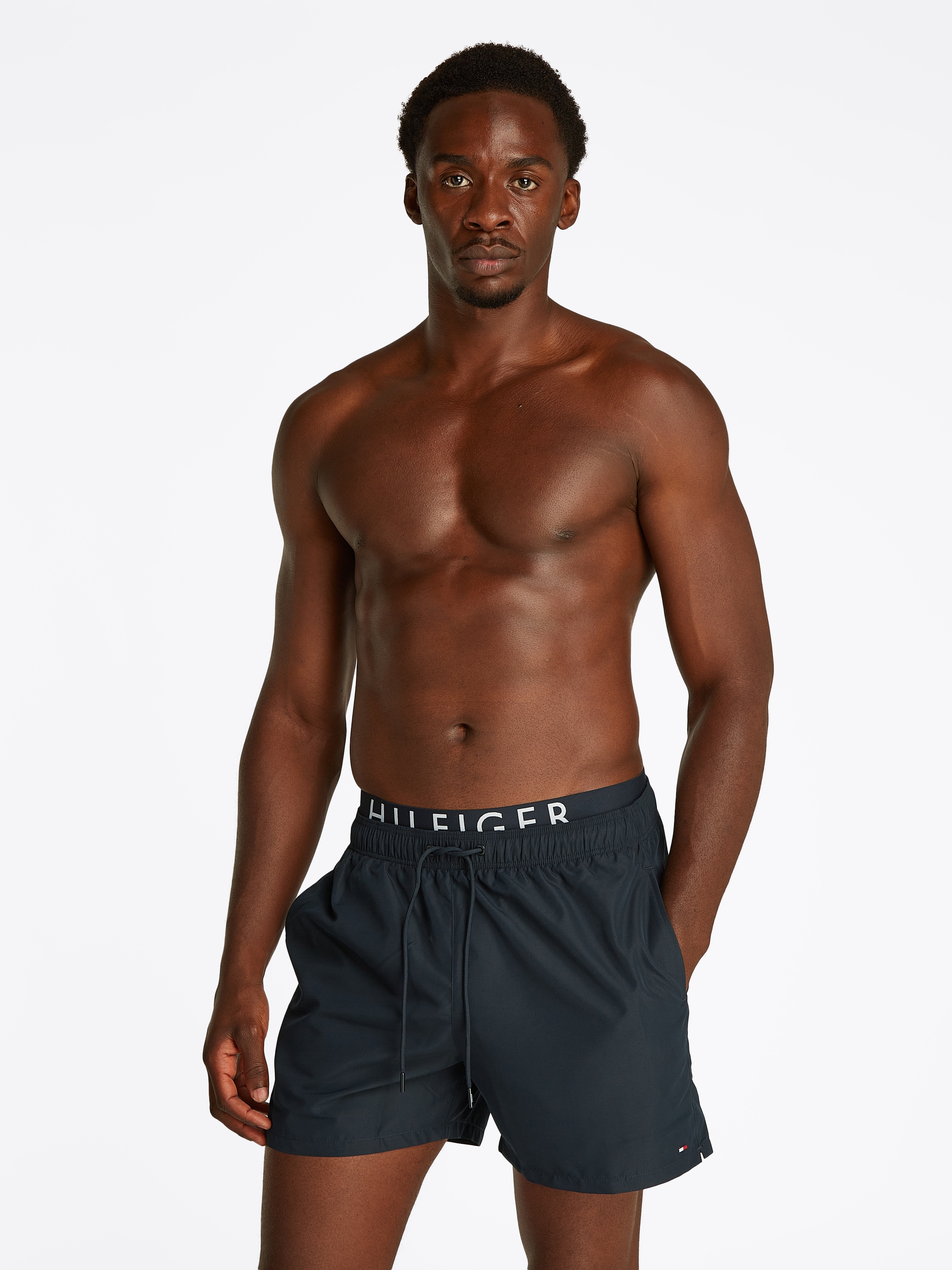 Tommy Hilfiger Swimwear Badeshorts »MEDIUM DRAWSTRING DW«, mit Bindeband, mit Logoschriftzug