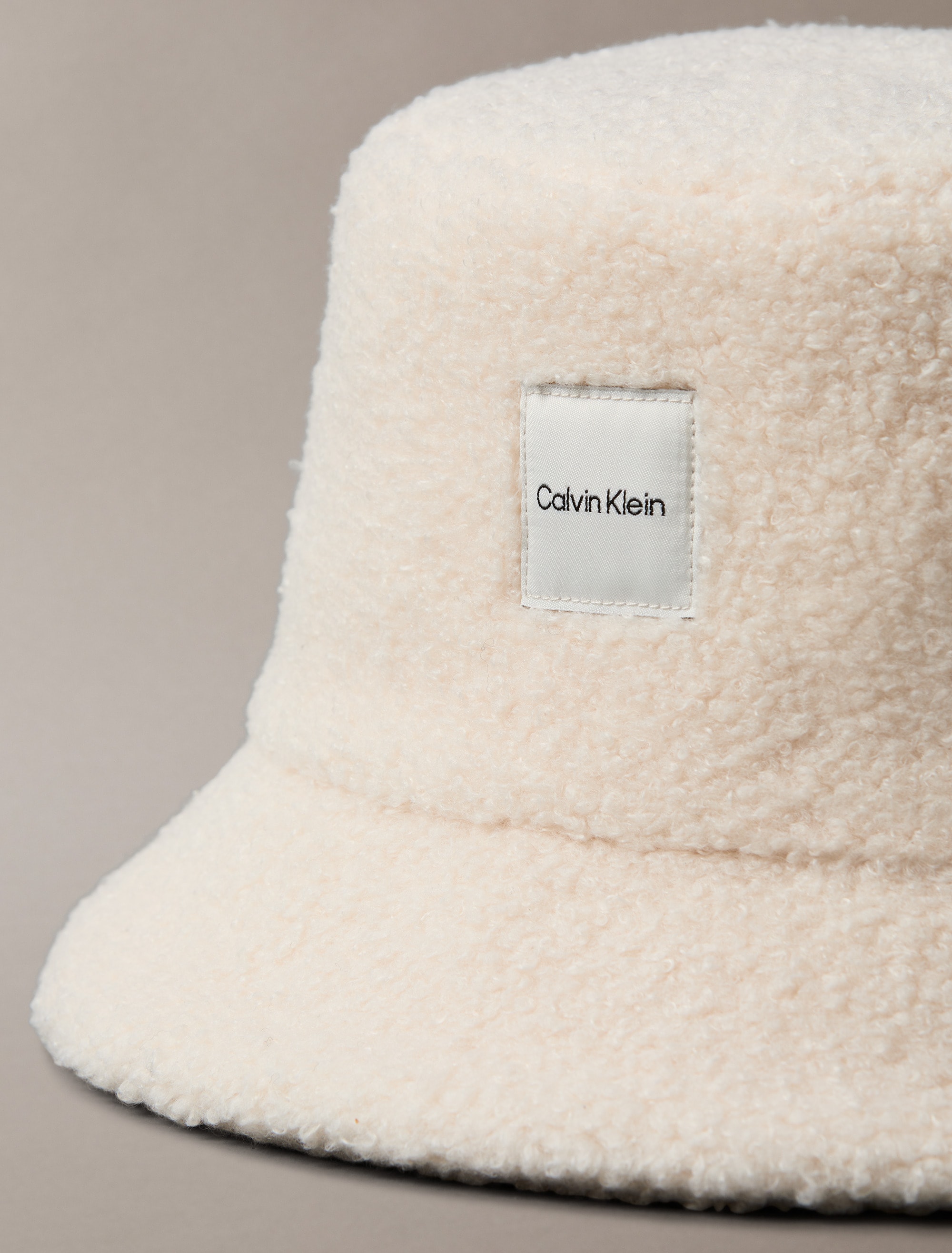 Calvin Klein Fischerhut »BOUCLE w PATCH BUCKET« Perfekt für den Alltag