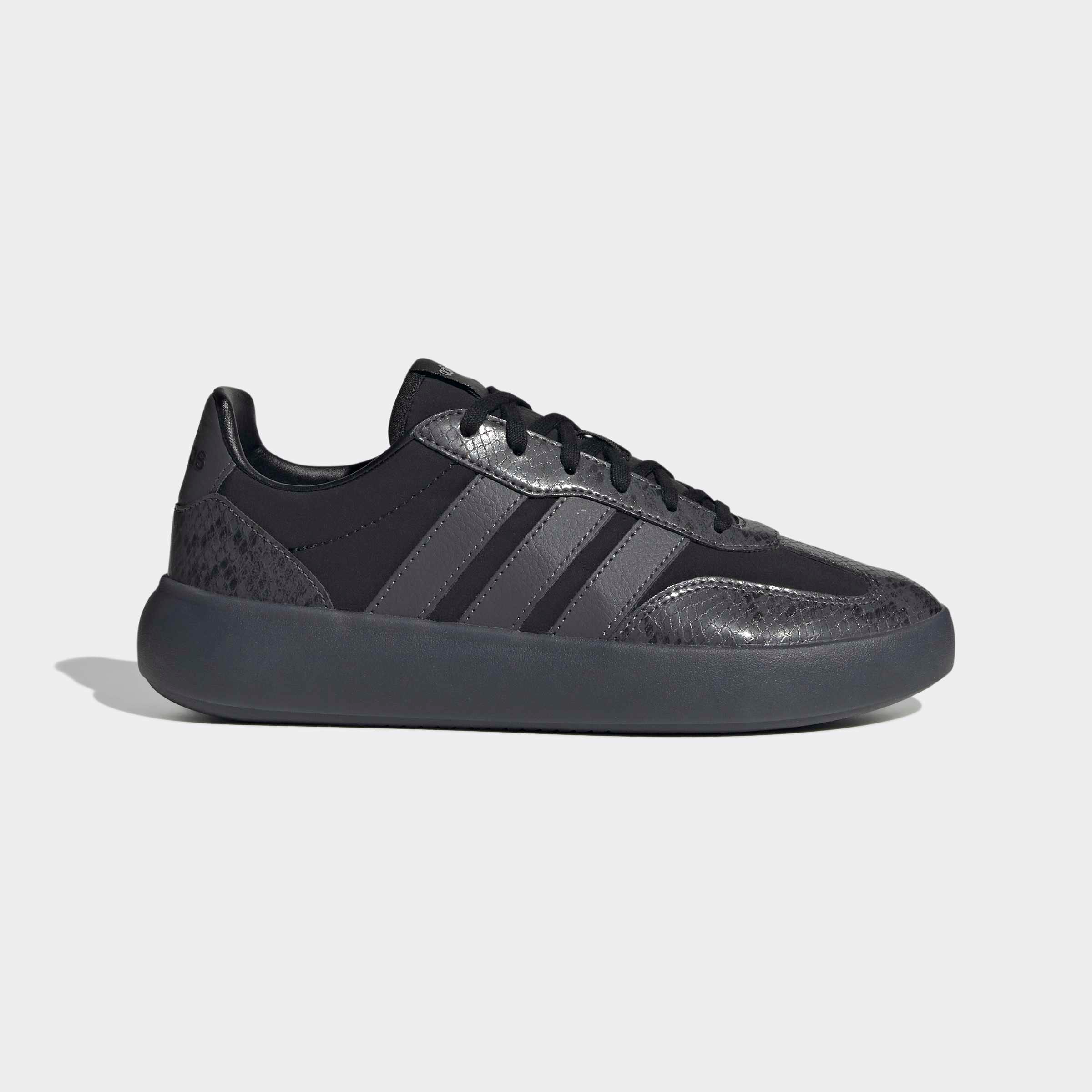 adidas Sportswear Sneaker »BARREDA DECODE«  inspiriert vom Design des adidas handball spezial