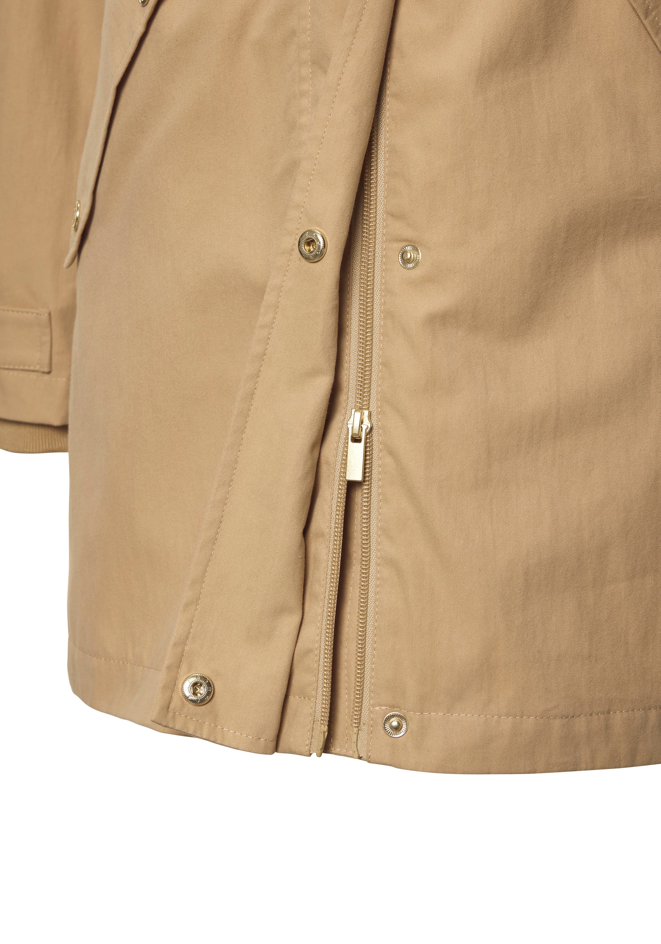 French Connection Outdoorjacke, mit Kapuze, Saumschlitz mit Druckknöpfen auf der Rückseite