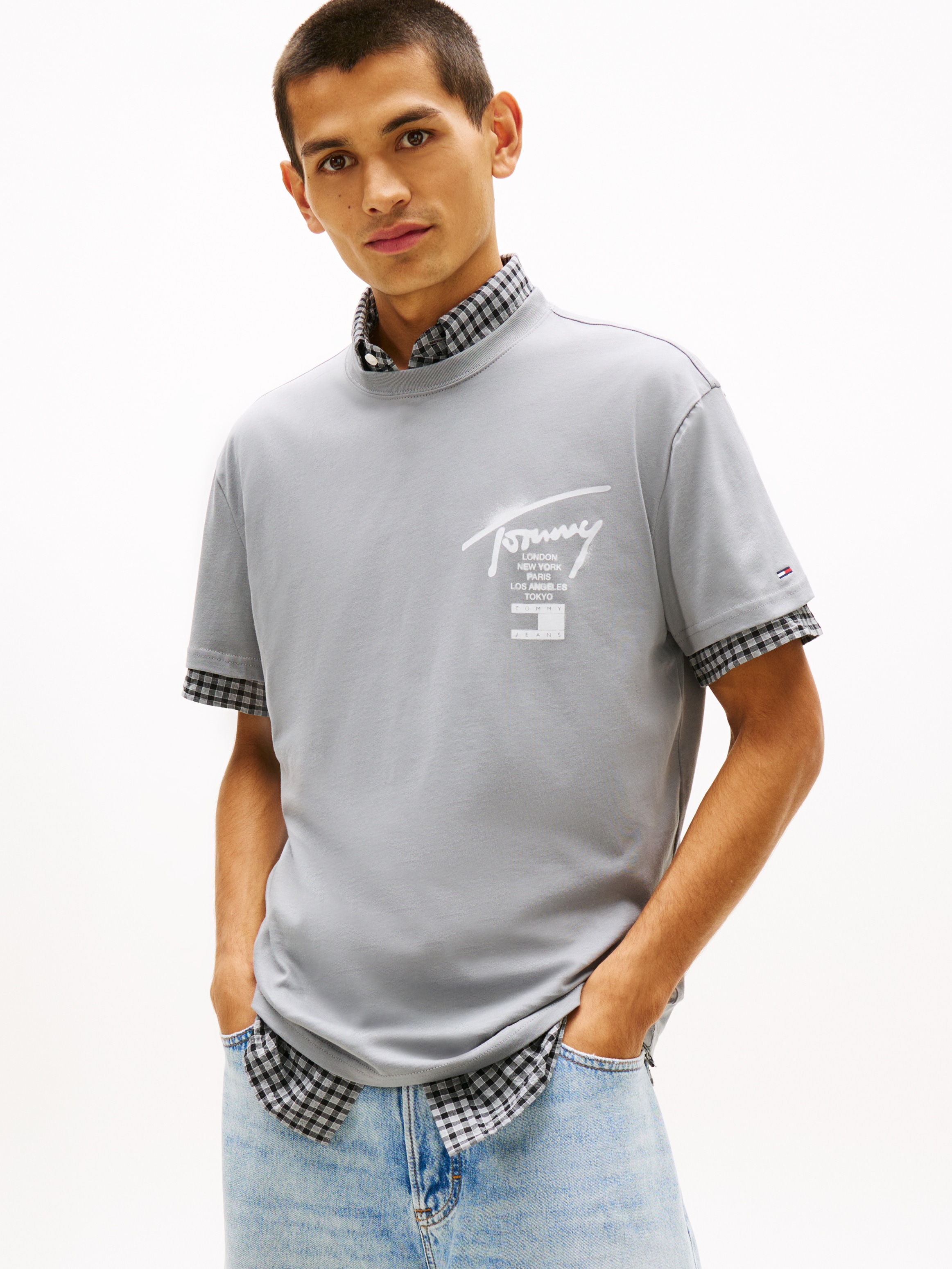 Tommy Jeans T-Shirt »TJM REGULAR CITY SIGN« Regular fit mit Markenprint