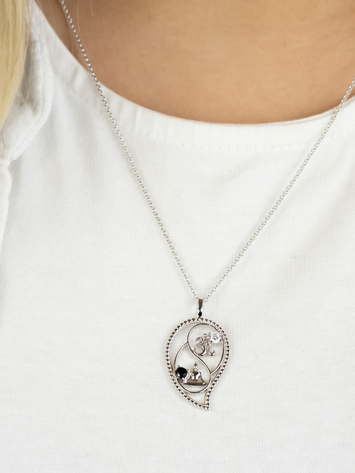 Engelsrufer Kette mit Anhänger »Yin Yang Tropfen Buddha und Om« Made in Germany - mit Zirkonia (synth.)