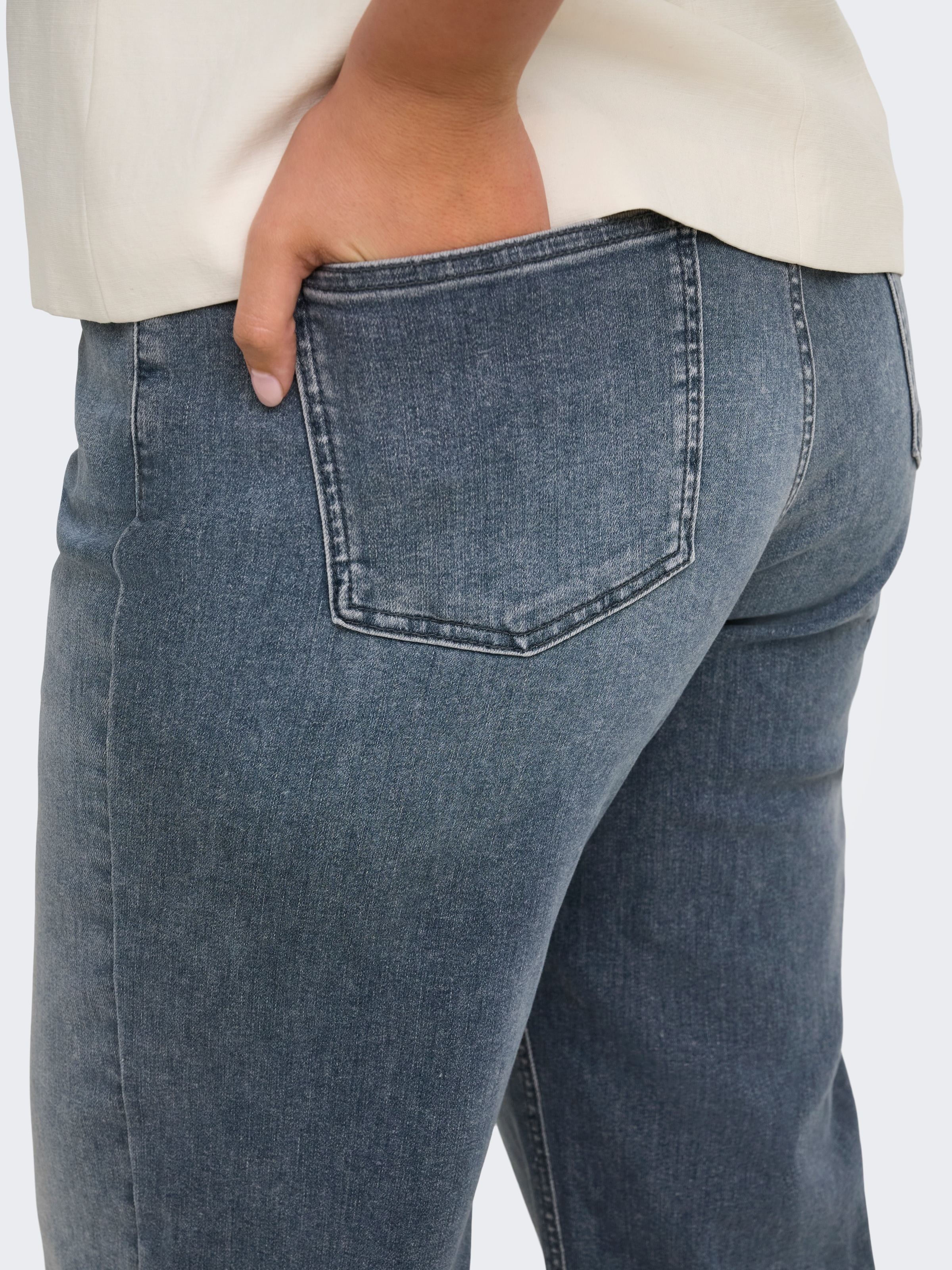 ONLY CARMAKOMA High-waist-Jeans »CARWILLY WIDE HW REA2602 DNM NOOS« Baumwollmischung, High Waist