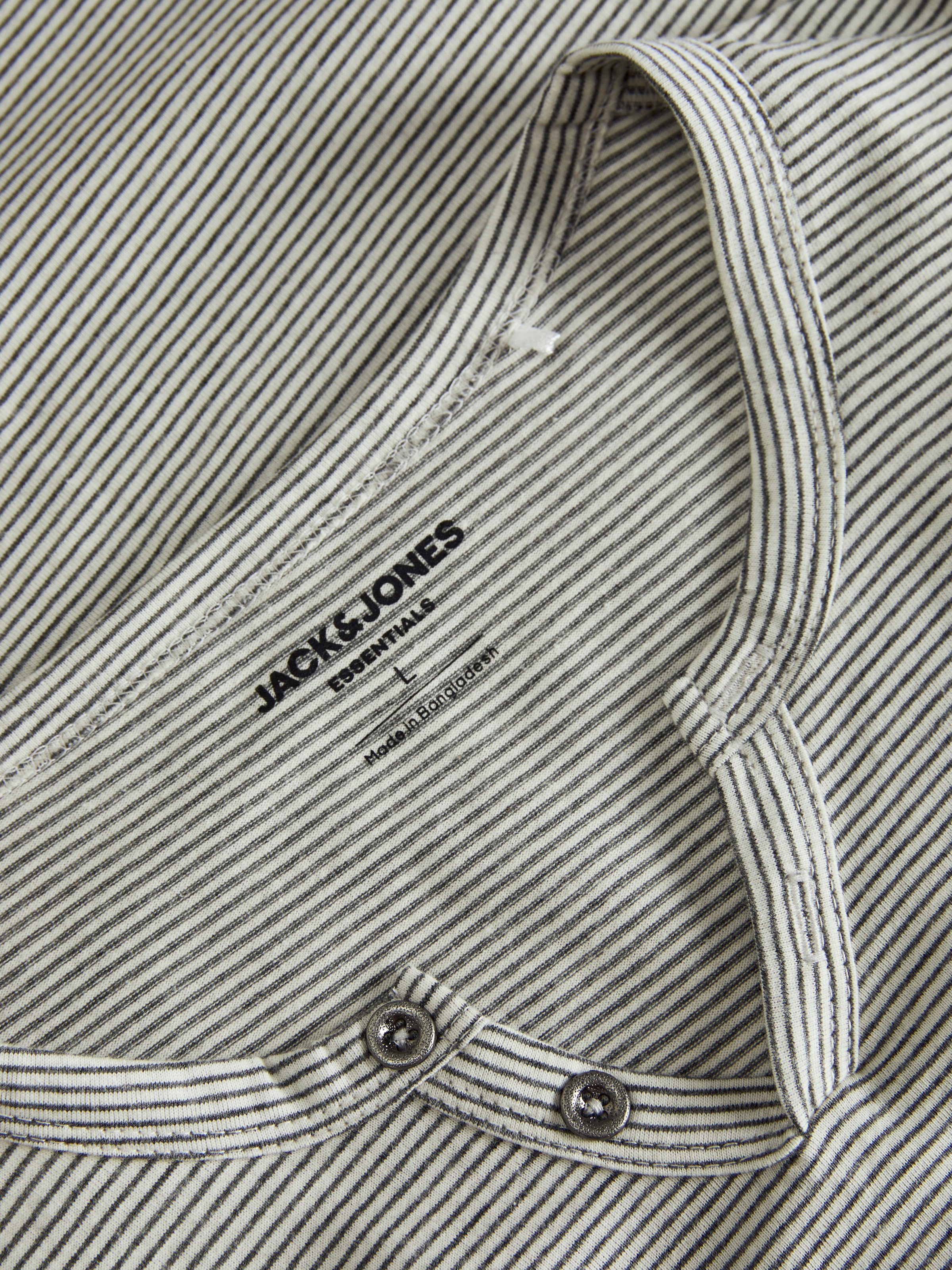 Jack & Jones T-Shirt »JJESPLIT NECK STRIPE TEE SS NOOS«, mit besonderem Rundhalsausschnitt