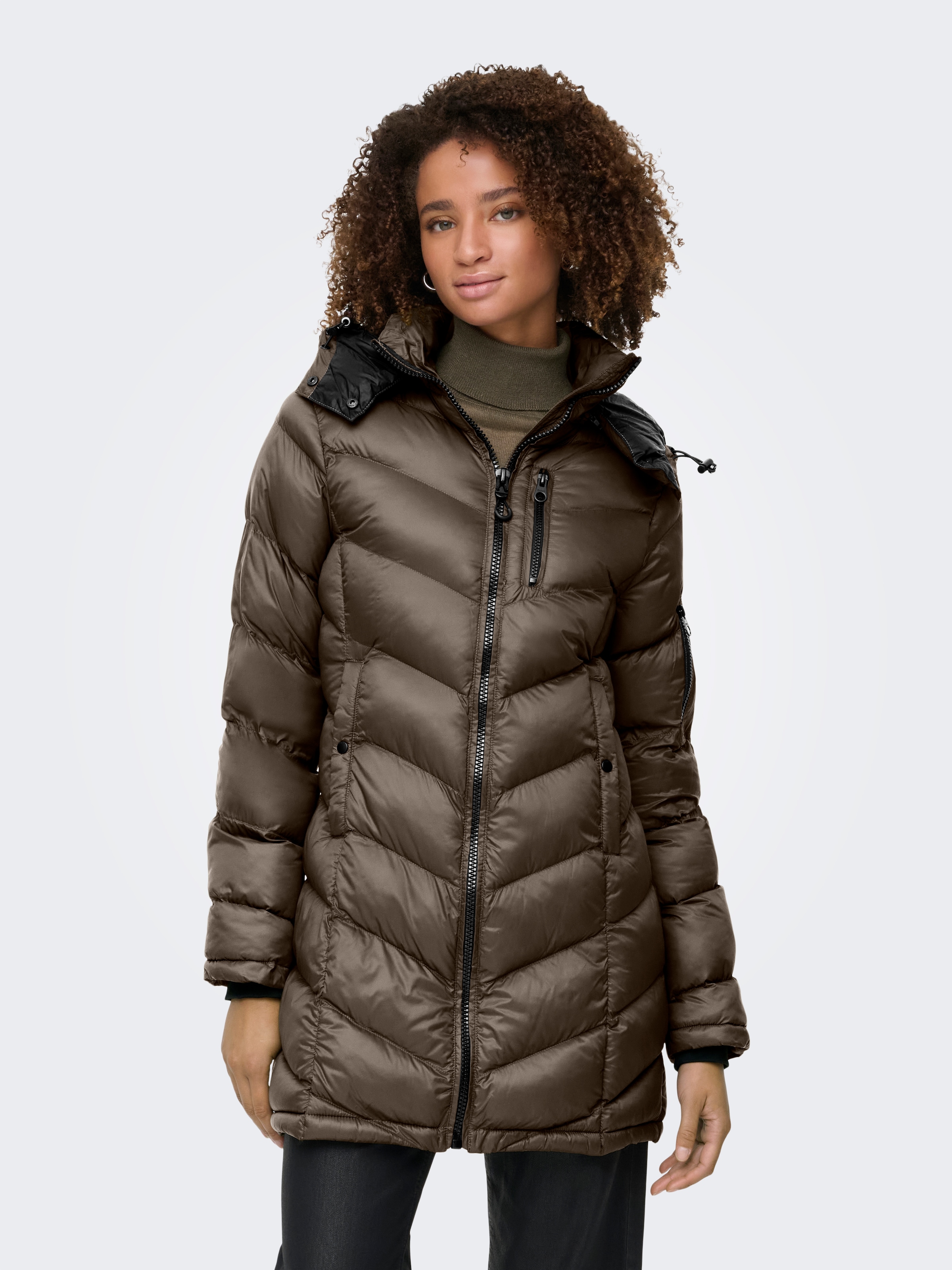 ONLY Steppmantel »ONLTAHIA LW QUILTED COAT CC OTW«