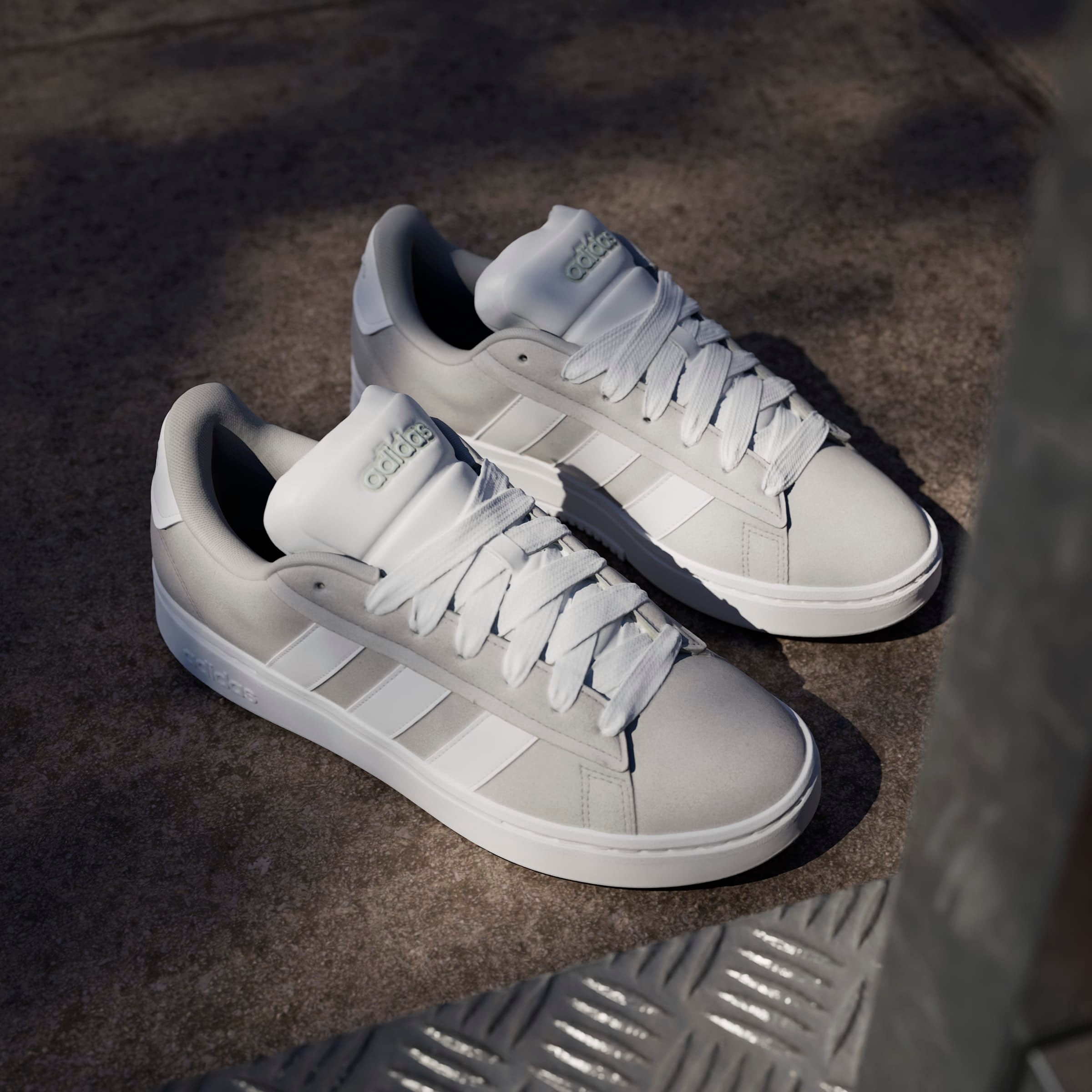 adidas Sportswear Sneaker »GRAND COURT ALPHA«  Design inspiriert vom adidas Campus 00