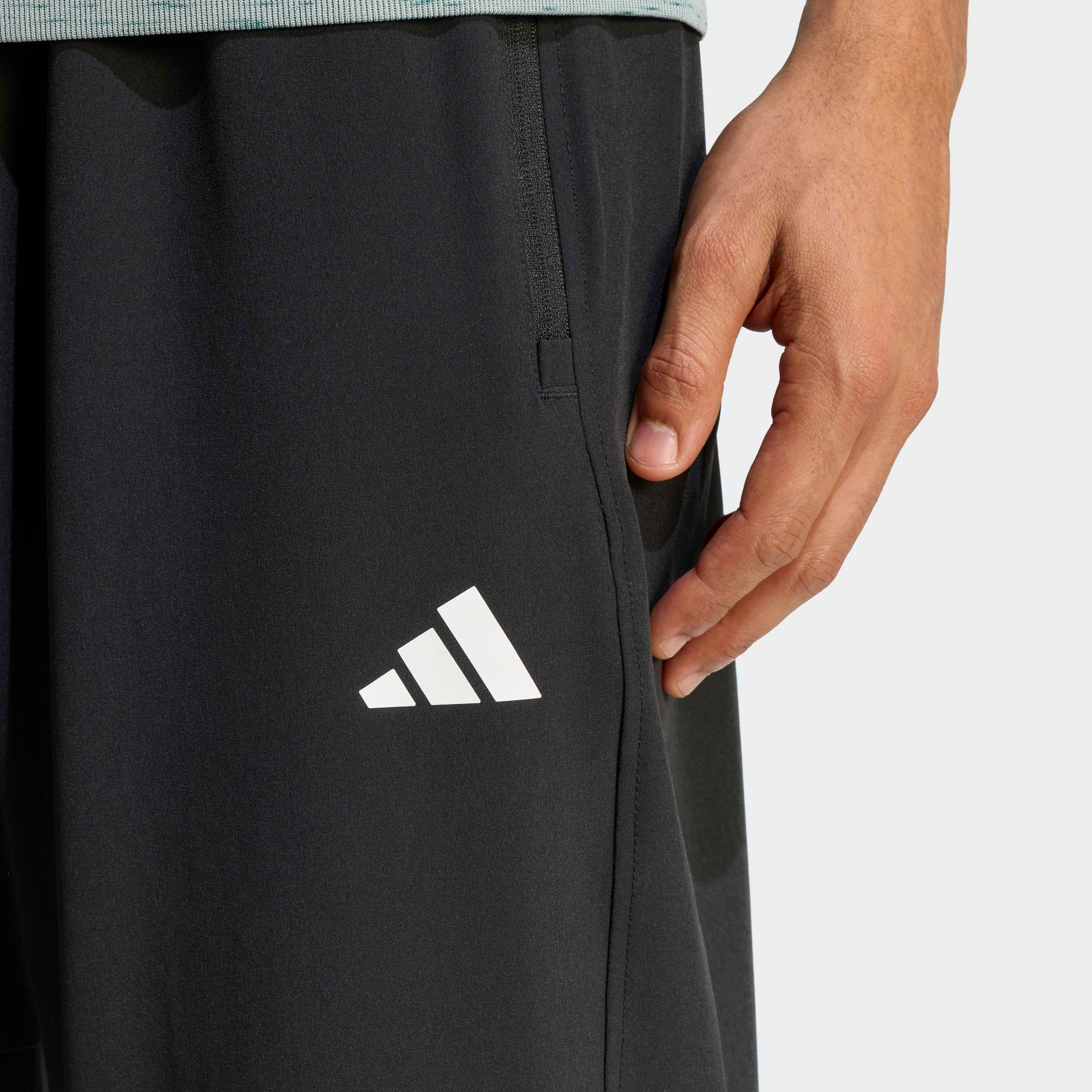 adidas Performance Sporthose »WORKOUT ESSENTIALS FLEX WOVEN 3/4«