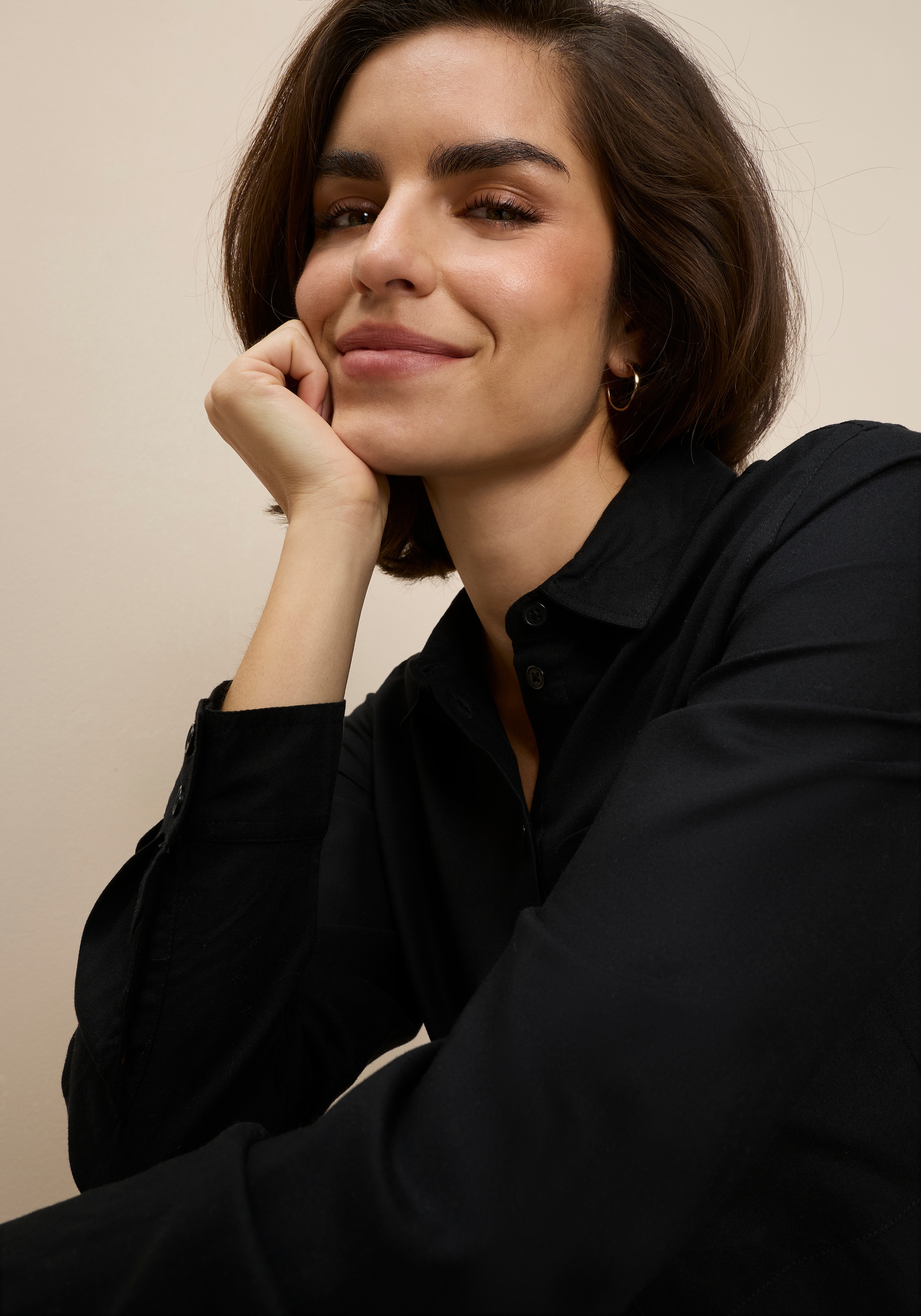 Tamaris Hemdbluse im Oversize-Look mit Taschen