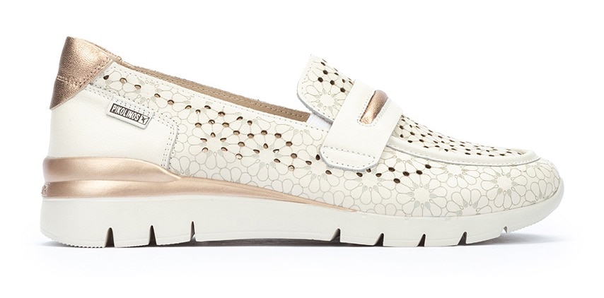 PIKOLINOS Slipper »CANTABRIA«, Schlupfschuh, Sommerschuh, Komfortschuh mit Blüten-Muster
