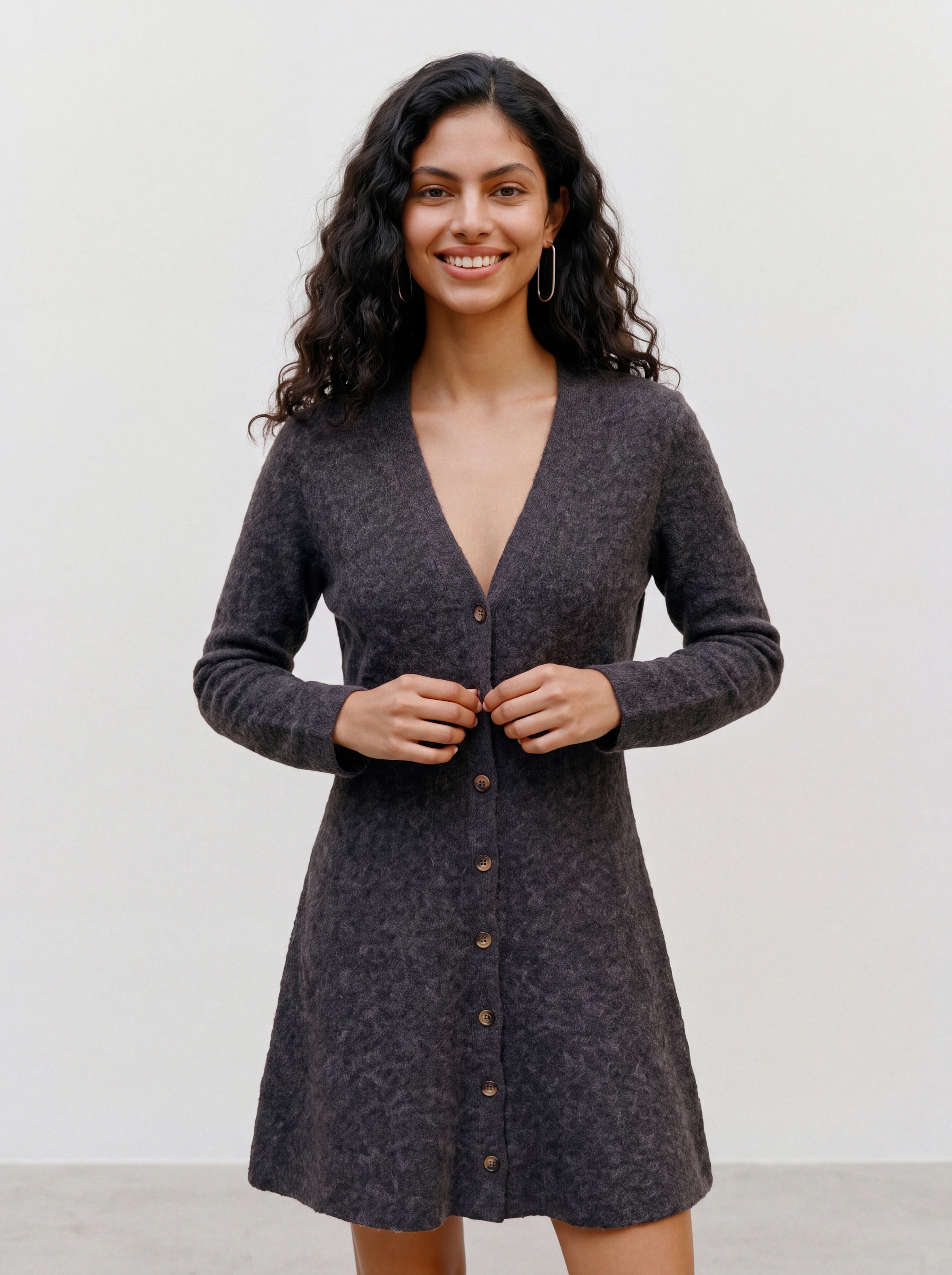 Vero Moda Strickkleid »VMDOFFYJAQUARD LS V-NK BUTTON DRESS NOOS« Materialmix