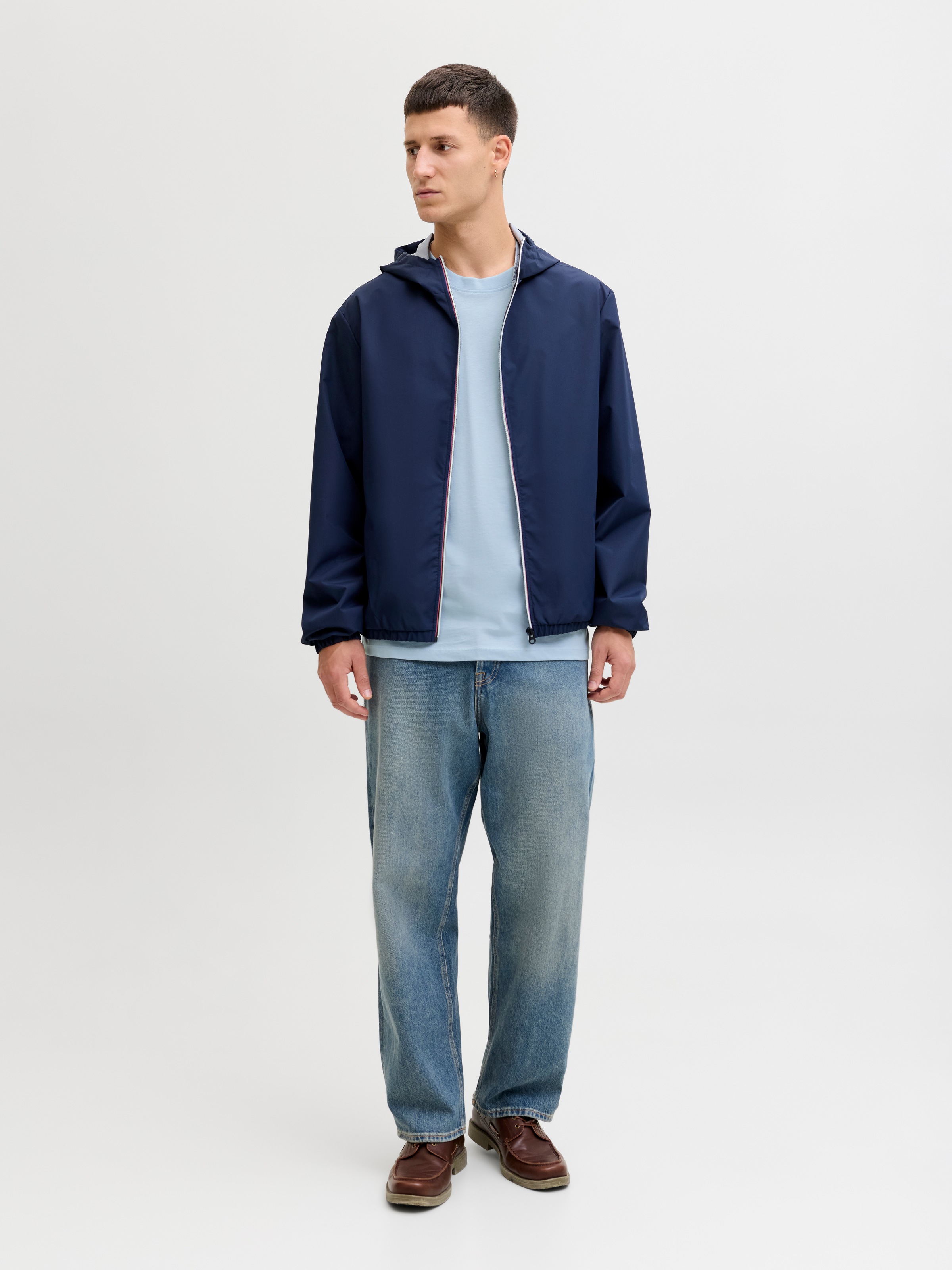 Jack & Jones Rundhalsshirt »JJBRANDON TEE SS CREW NECK«