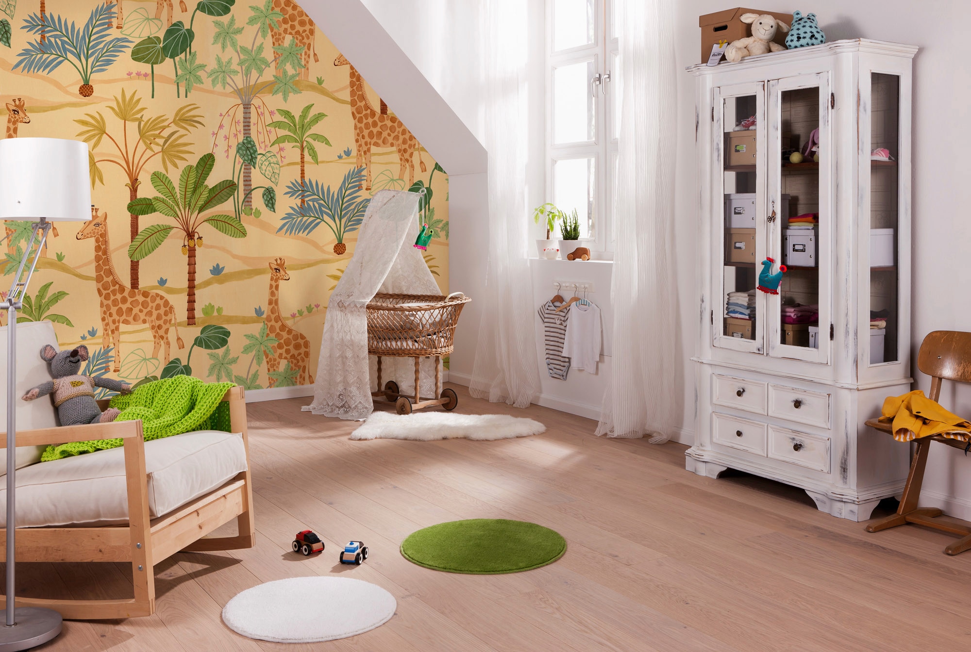Komar Vliestapete »Digitaldruck Vlies - Giraffe Crew - Größe 400 x 280 cm«, bedruckt, Kinderzimmer