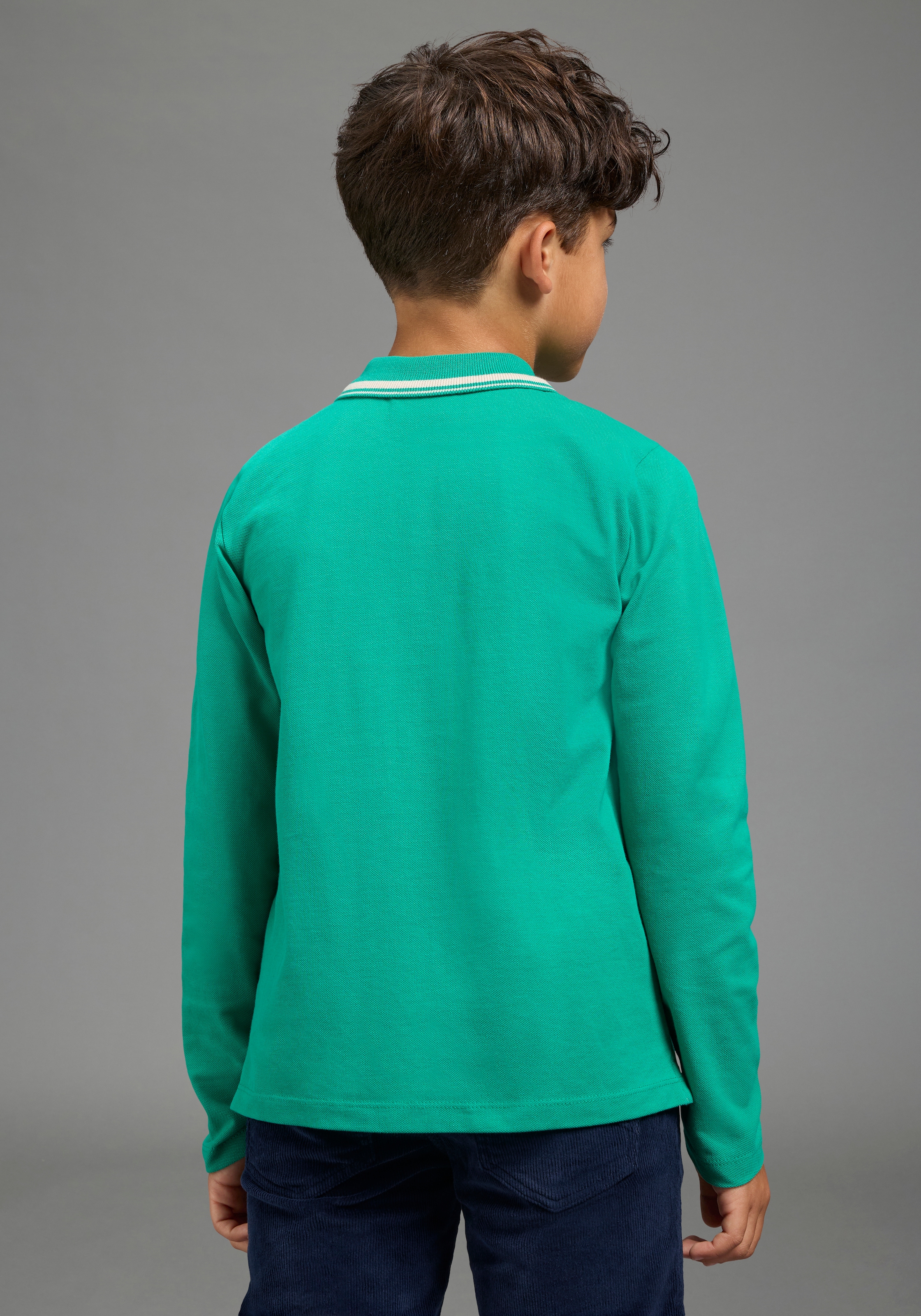 Scout Poloshirt »Polo-Piqué Shirt mit Badge - NEU von SCOUT« Piqué Shirt mit kontrastfarbigen Ringel im Kragen und Seitenschlitzen
