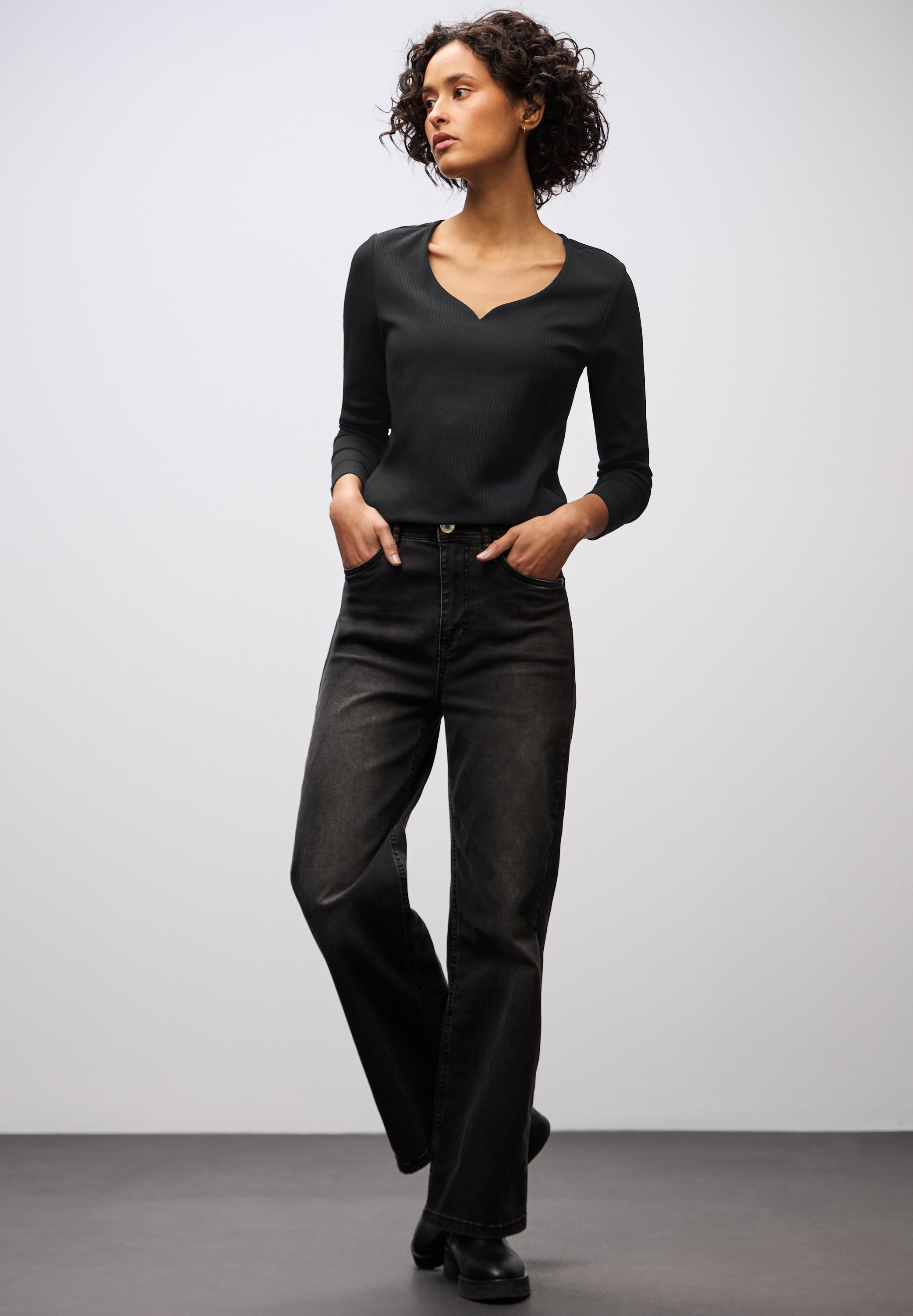 STREET ONE Langarmshirt mit Herzausschnitt