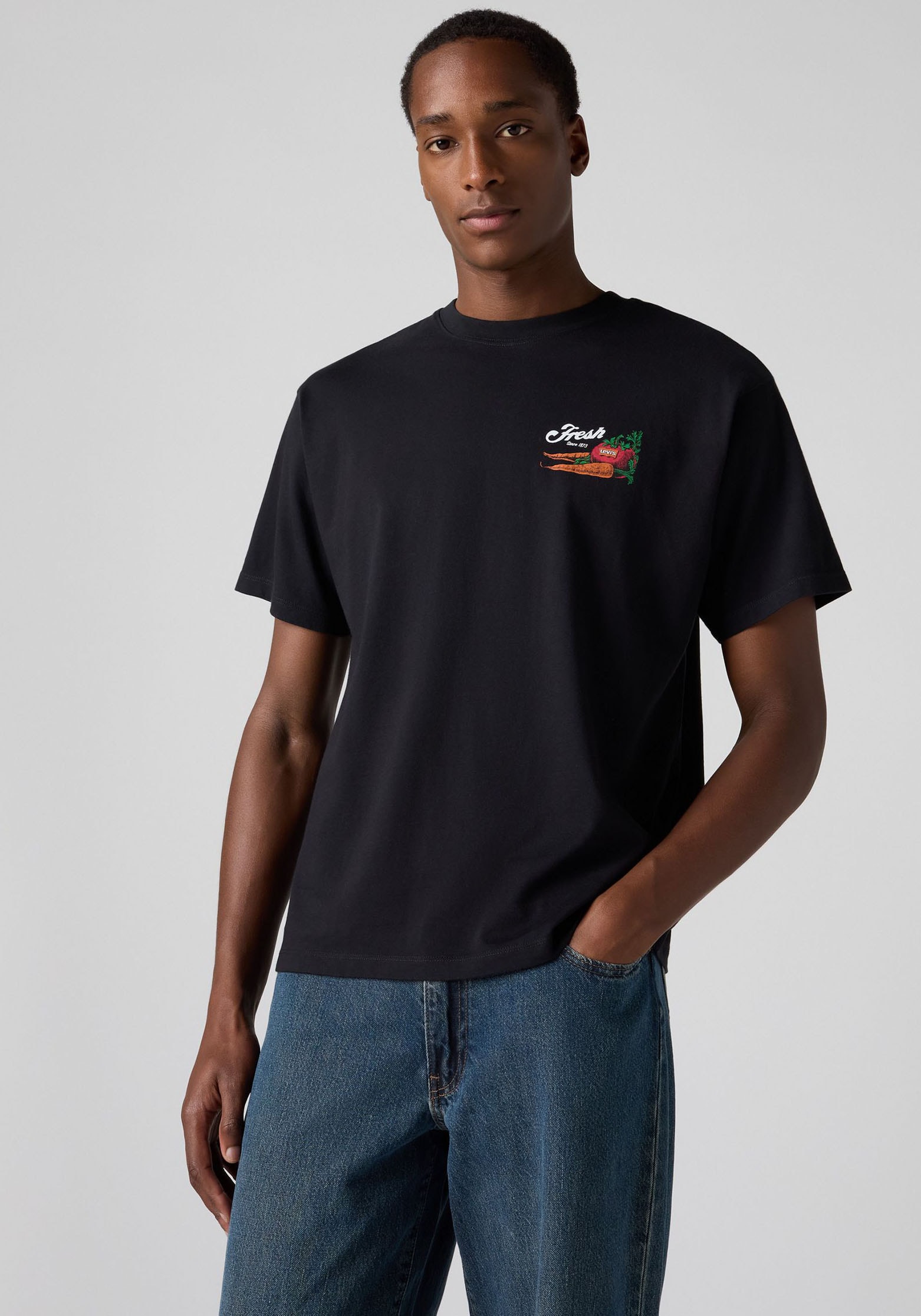 Levi's® T-Shirt »SEVINTAGE«, mit Logo-Aufnäher auf der Brust