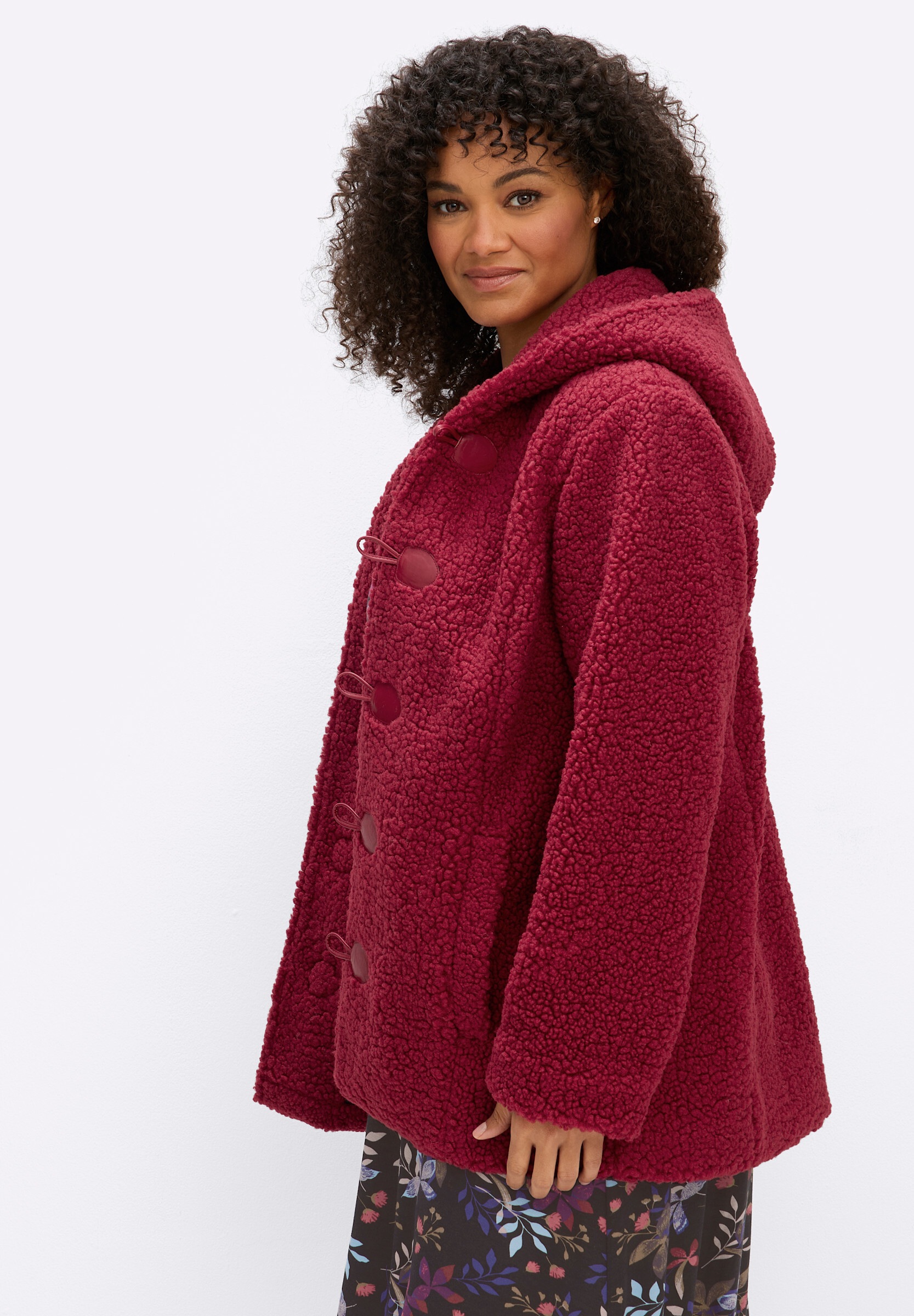 sheego by Joe Browns Kurzjacke »Teddy-Jacke Kapuzenplüschjacke mit Knebelknöpfen« mit Kapuze