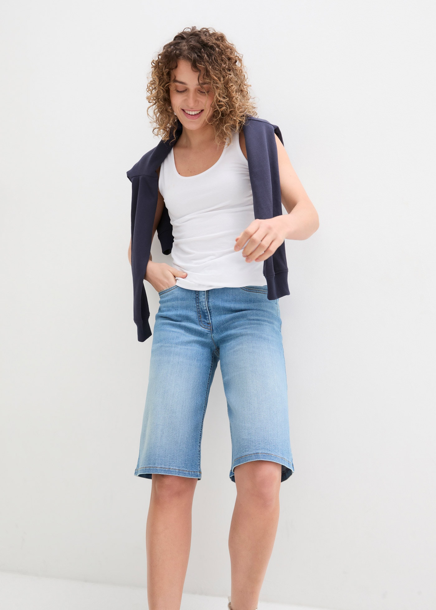 bonprix Bermudas  aus Baumwolle, Polyester und Elasthan, mit Stretch-Material