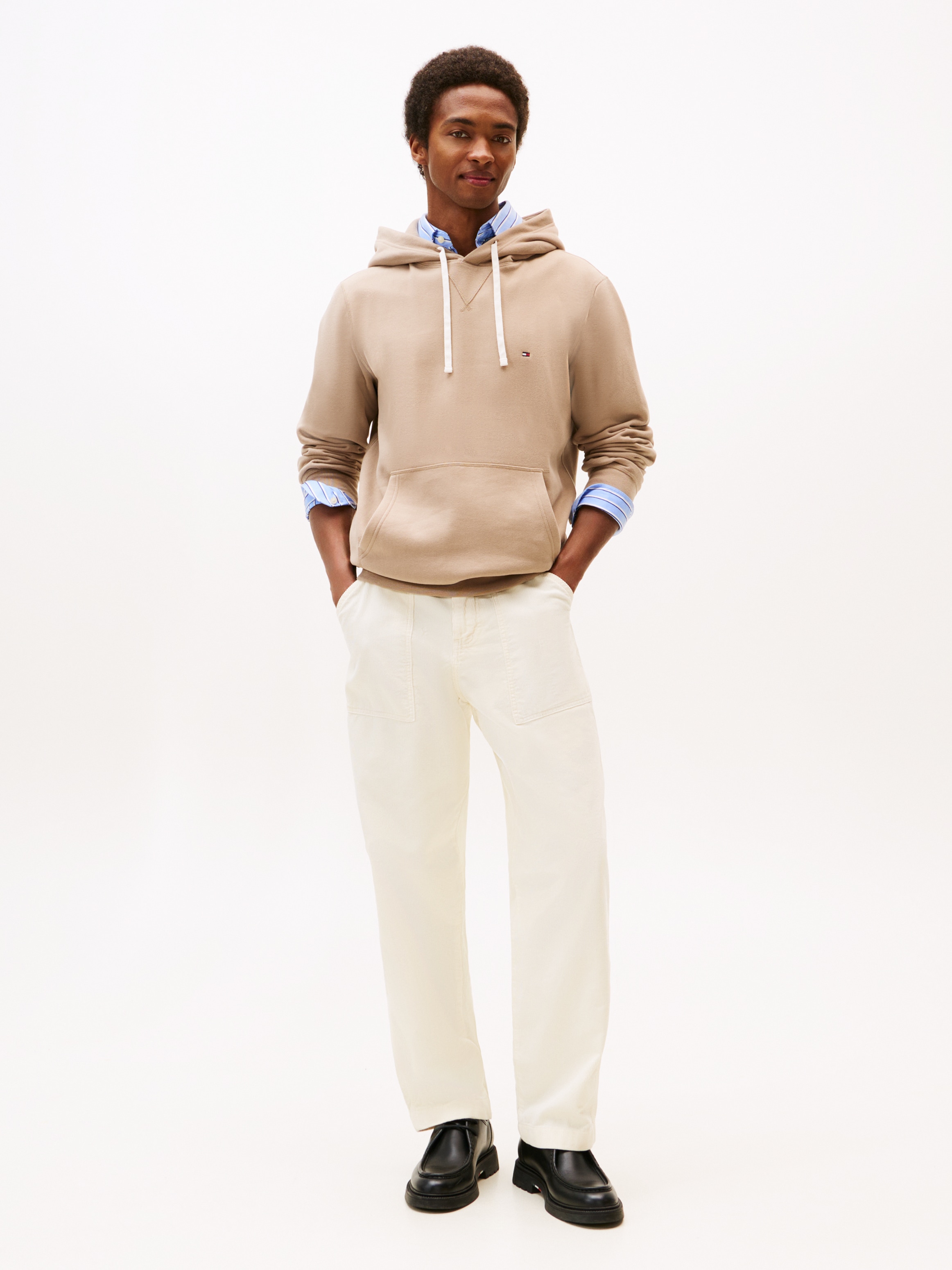 Tommy Hilfiger Hoodie »ESS SEASONAL FLEECE HOODY mit Kapuze und Kängurutasche«, unifarben, casual, regular fit, Baumwollmix, Kapuze